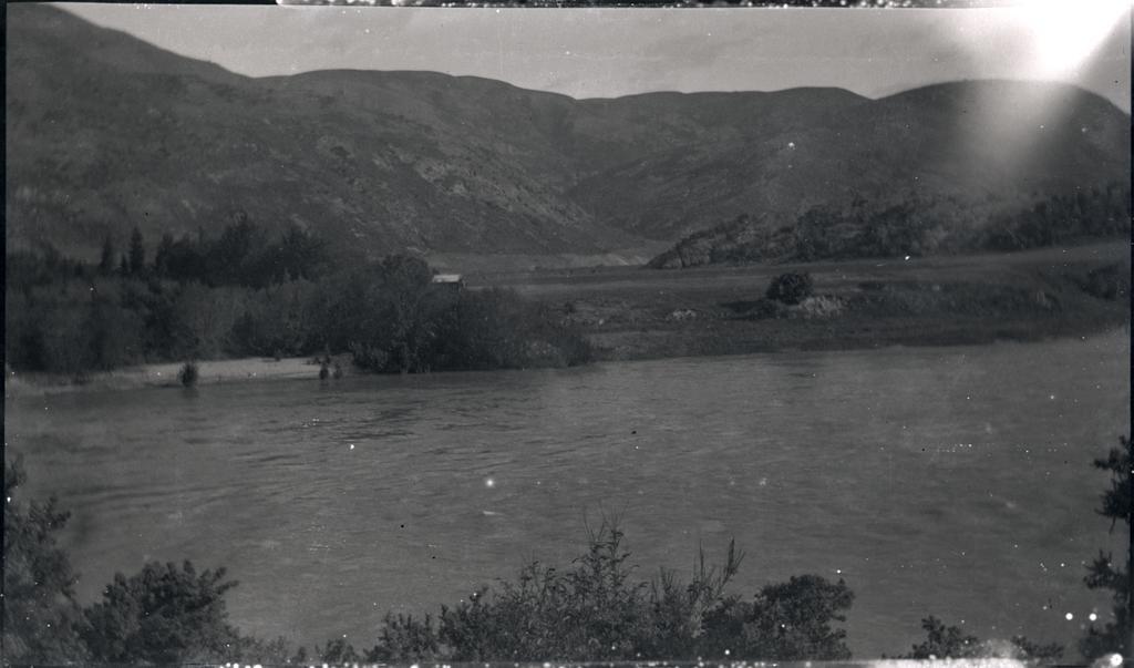 Clutha River, Beaumont