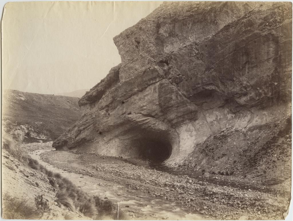 Cave entrance, Cave Stream