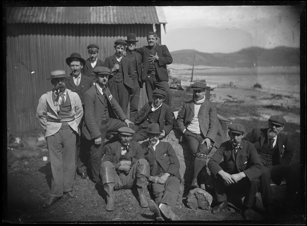 Fishermen, Otago Harbour