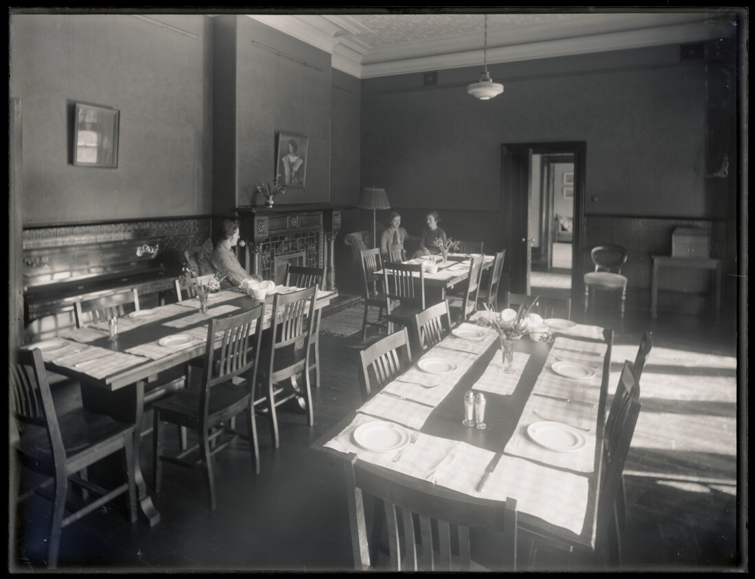 Dining room at Studholme Hall, School of Home Science