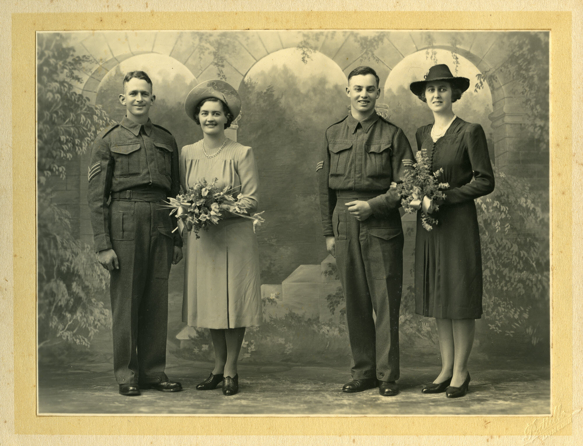Wedding group, marriage of Iris Laurie to John Graham-Smith
