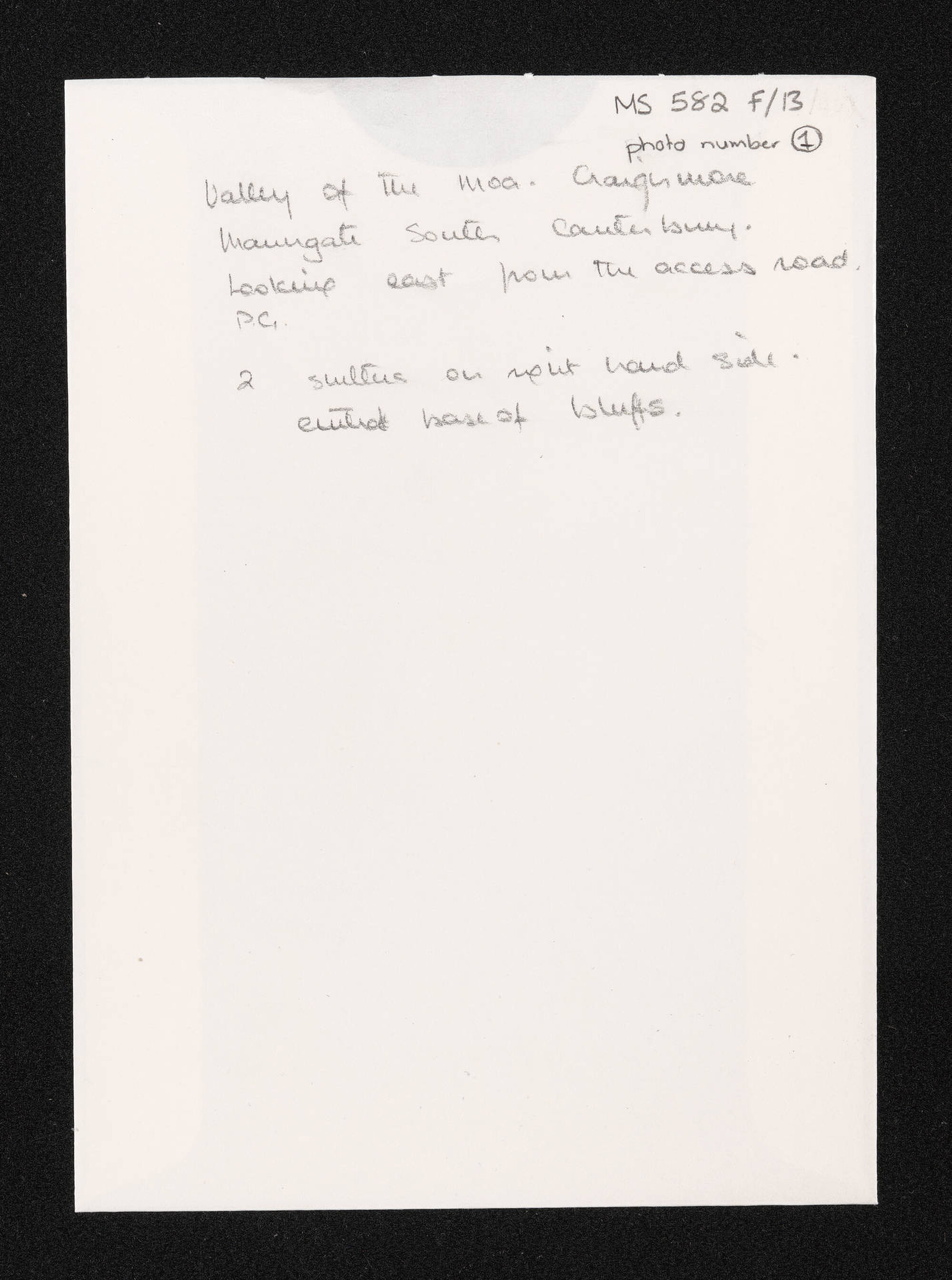Photographs and remarks on Moa by H. S. McCully