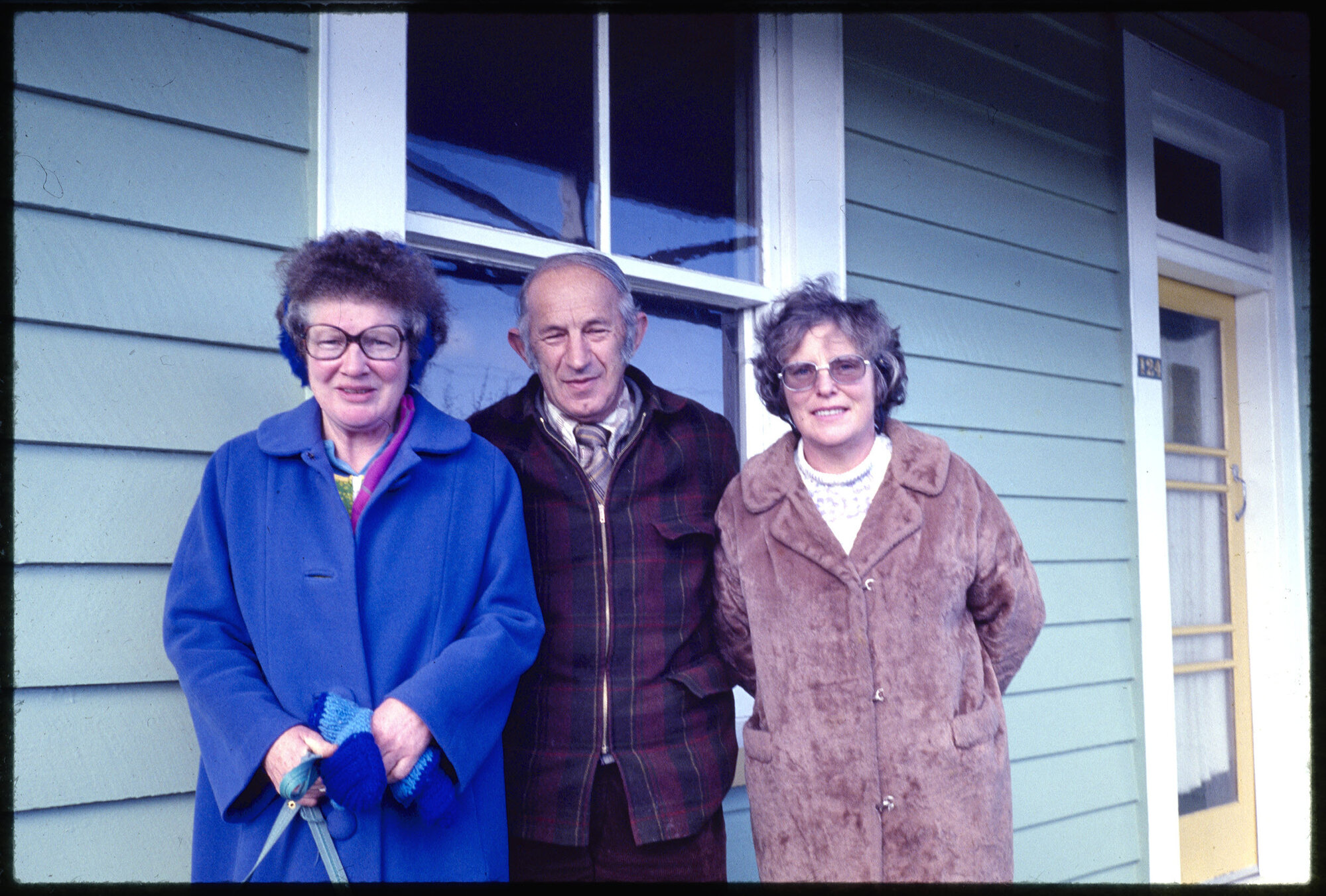 Janet Frame, Wilson Gordon and June Gordon