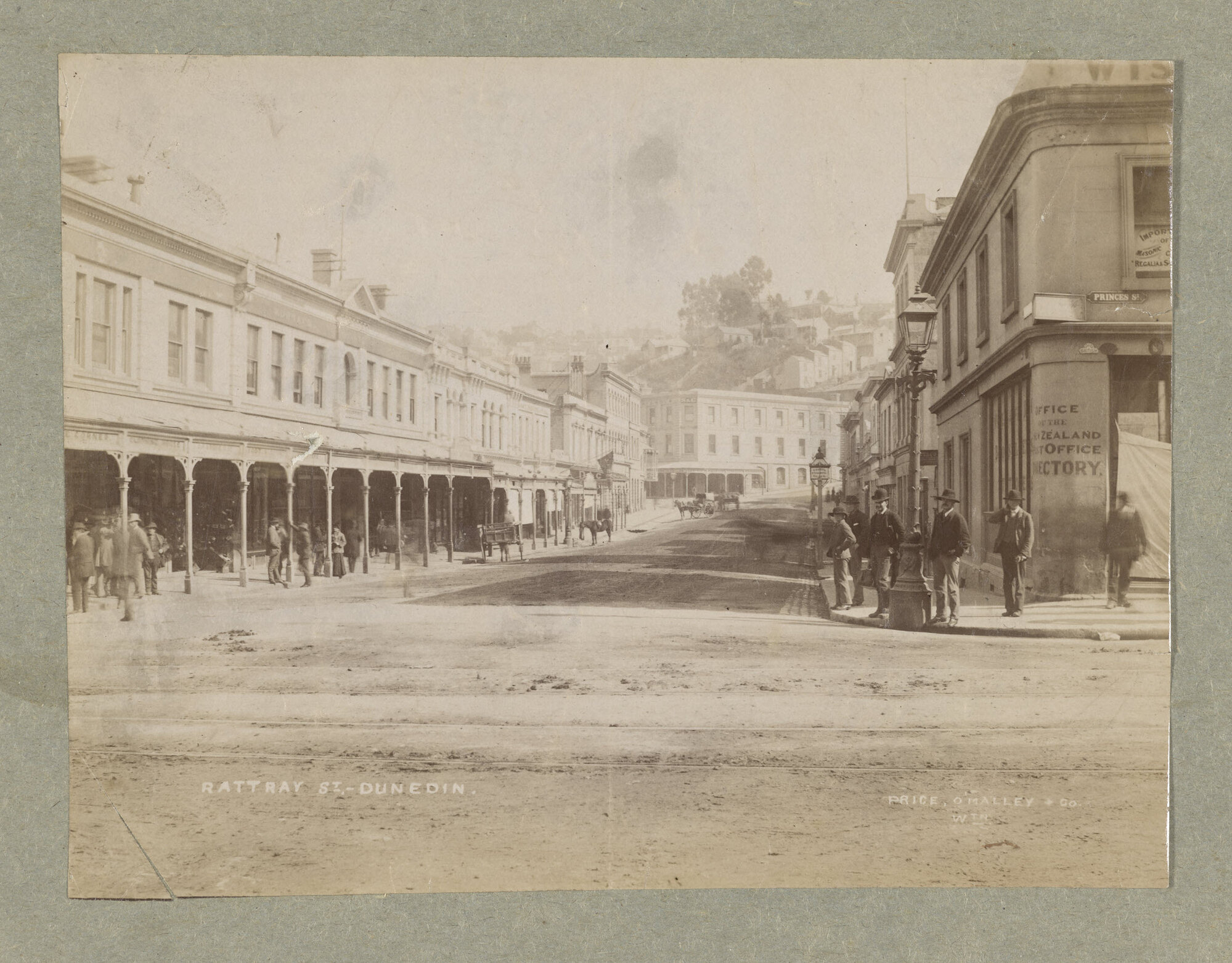 Rattray St, Dunedin
