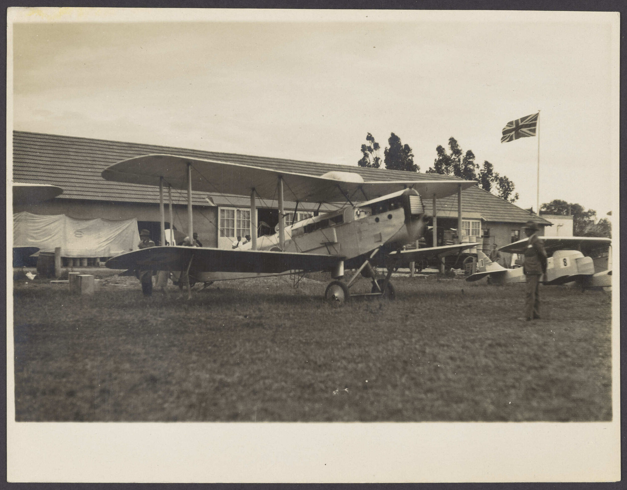 Unidentified aircraft at Taieri Aerodrome
