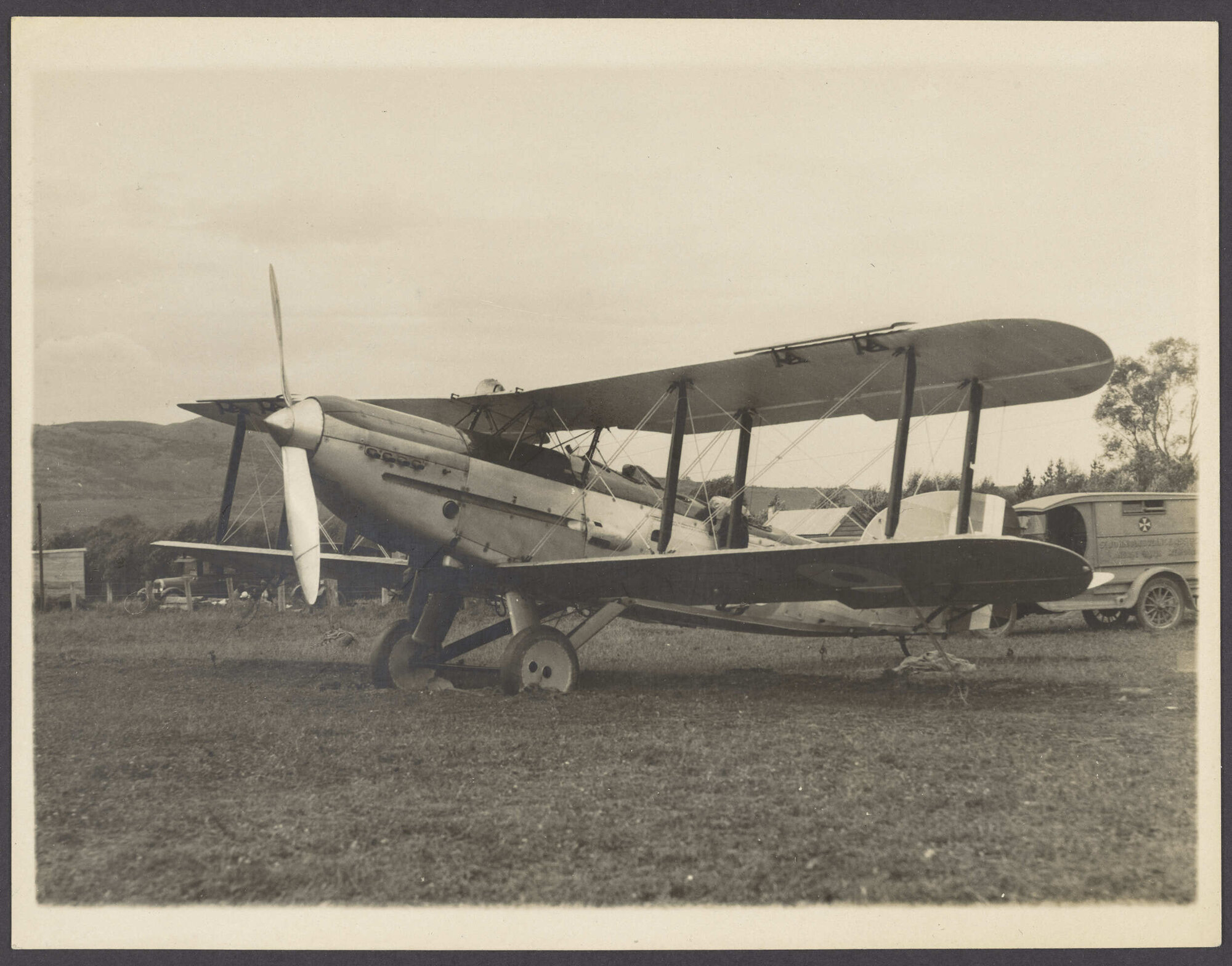 Unidentified aircraft at Taieri Aerodrome