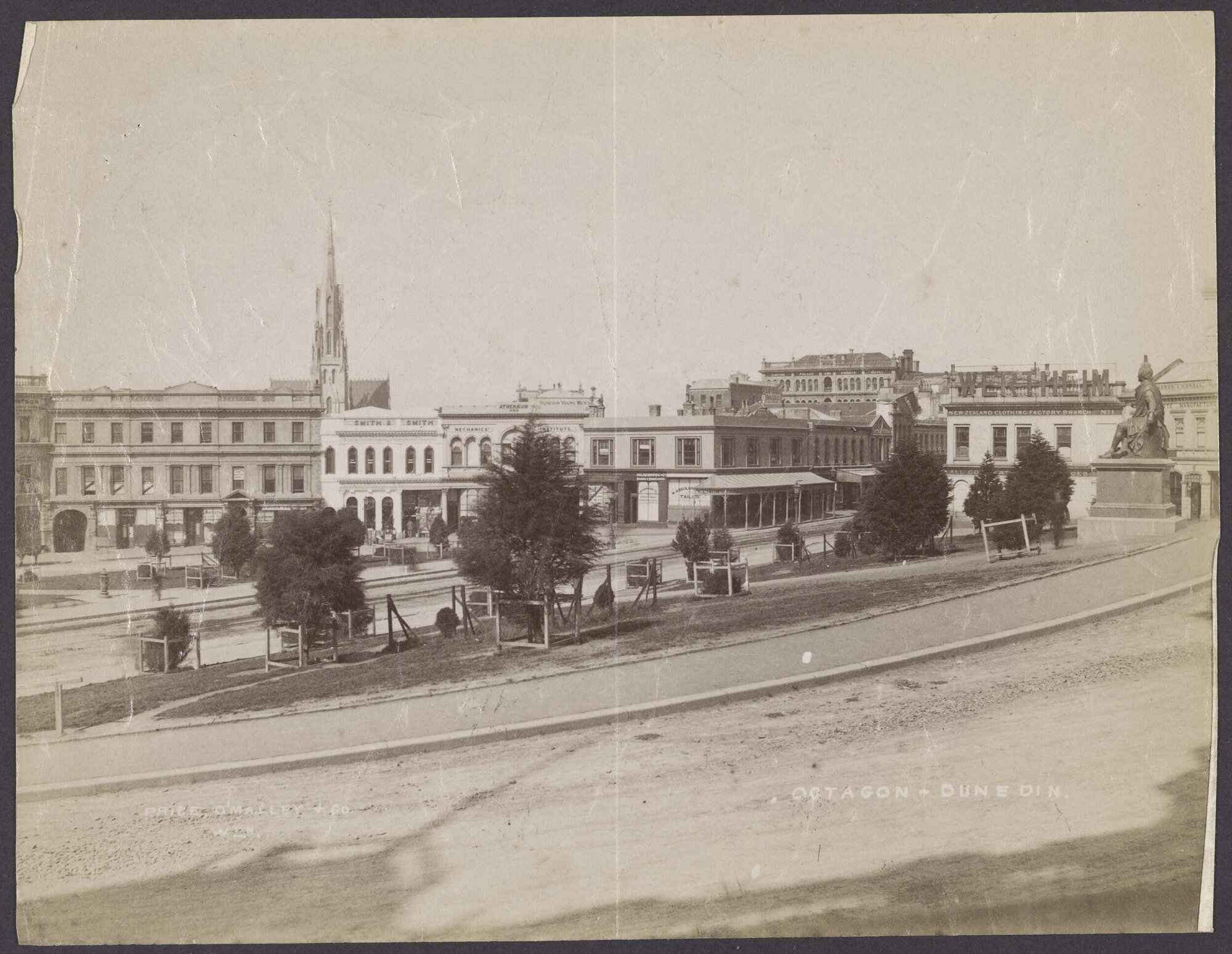 Octagon, Dunedin