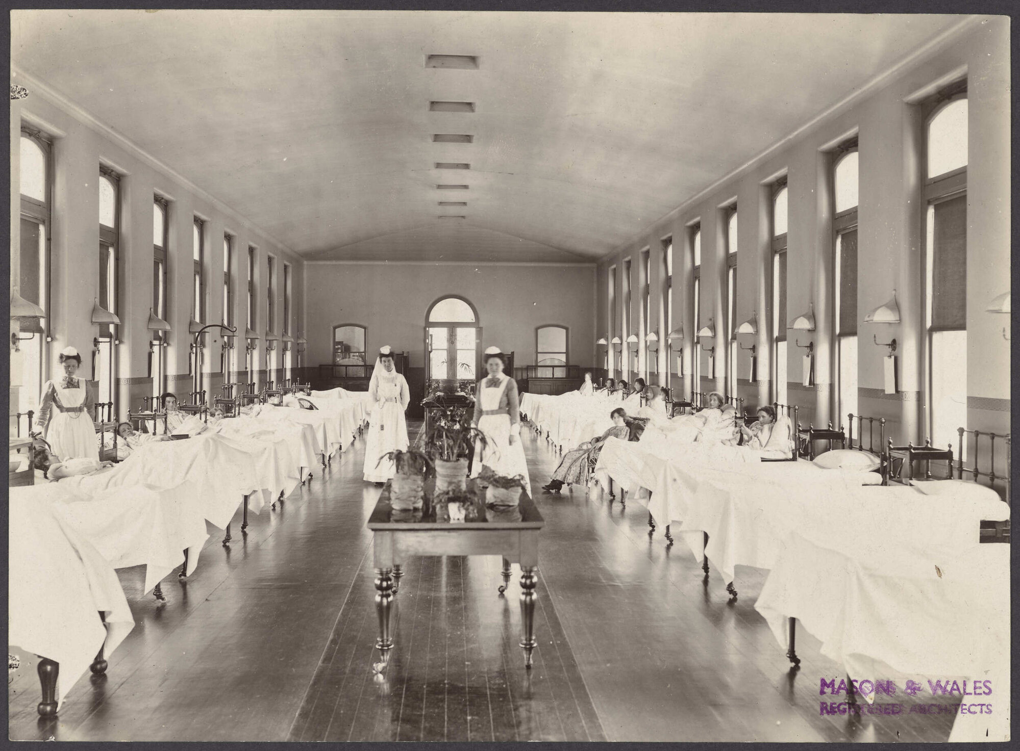 A women's ward in Dunedin Hospital