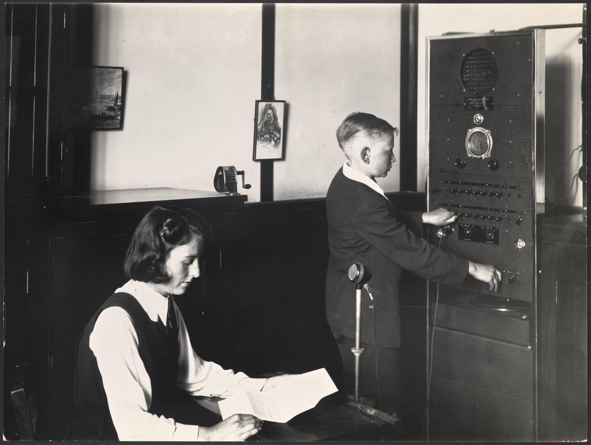 A School Broadcast 'Station' (Station D.N.I.), Dunedin North Intermediate School