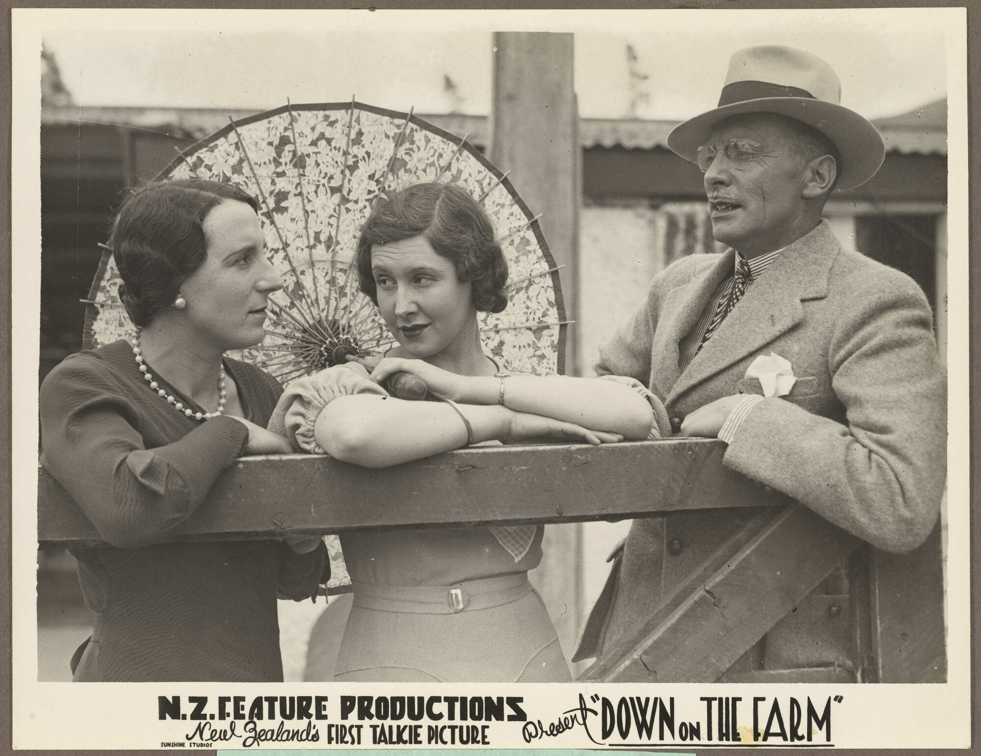 Gwenda Burt, Roma Gair, Sidney Lock