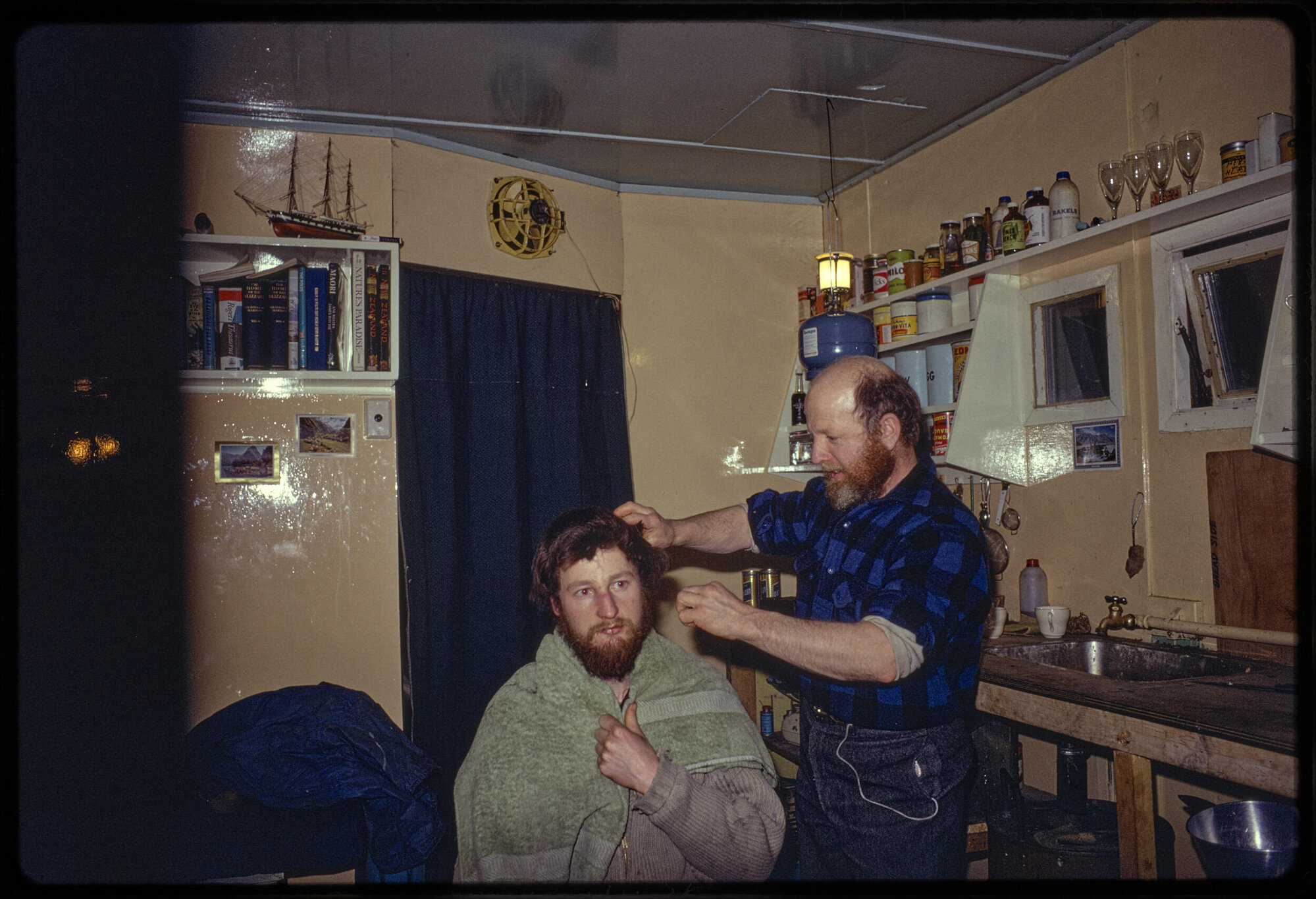 Lowe giving Bromley a haircut