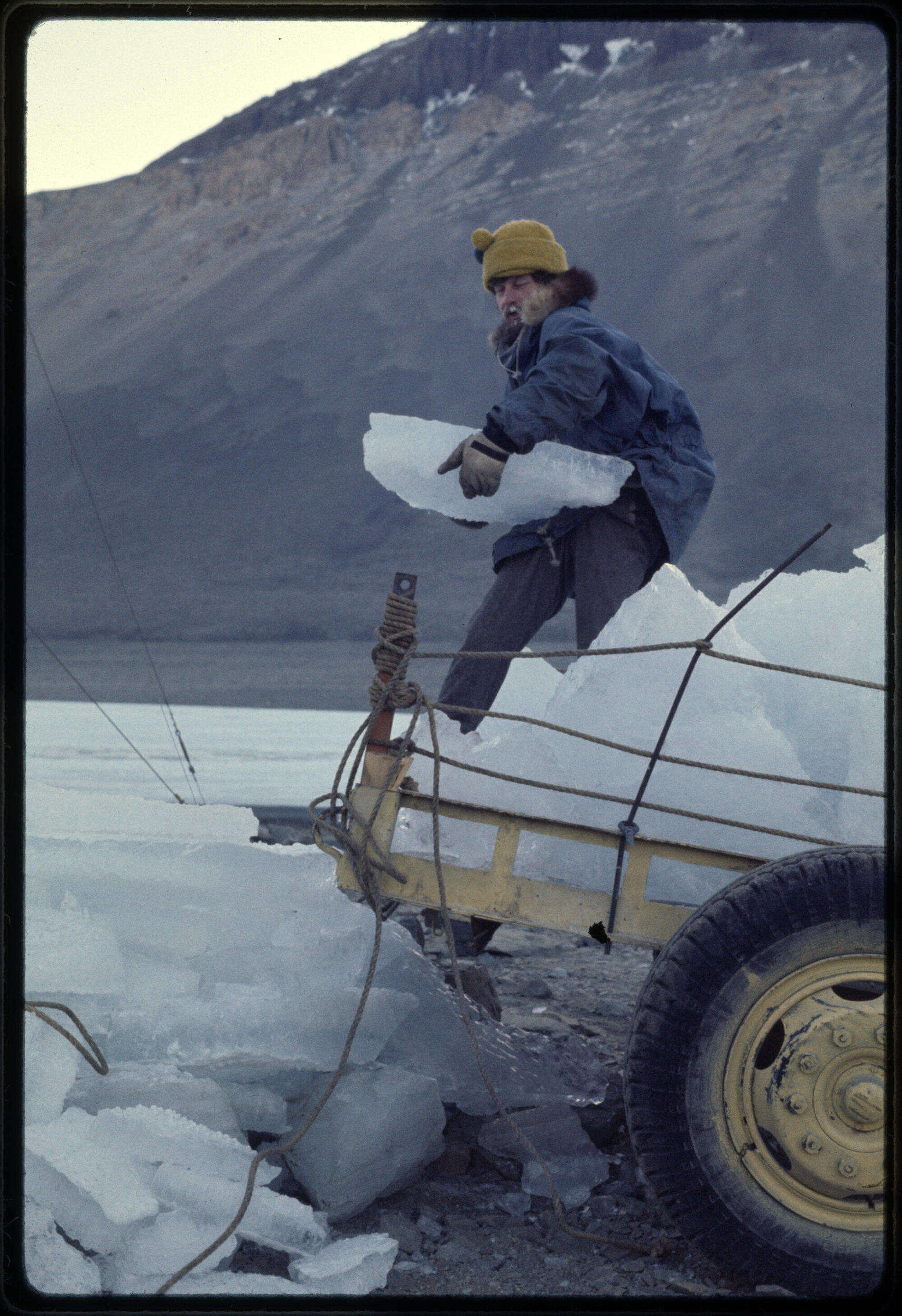 Bromley loading ice to trailer