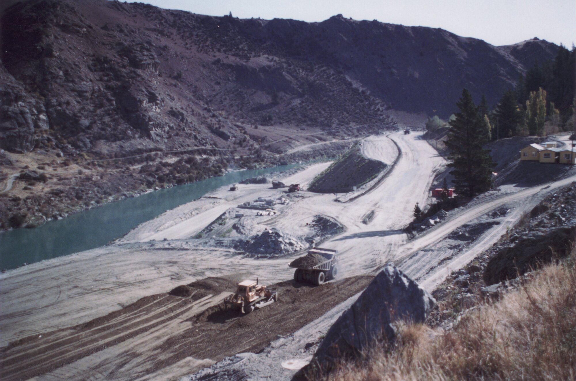 Clutha River at Brewery Creek