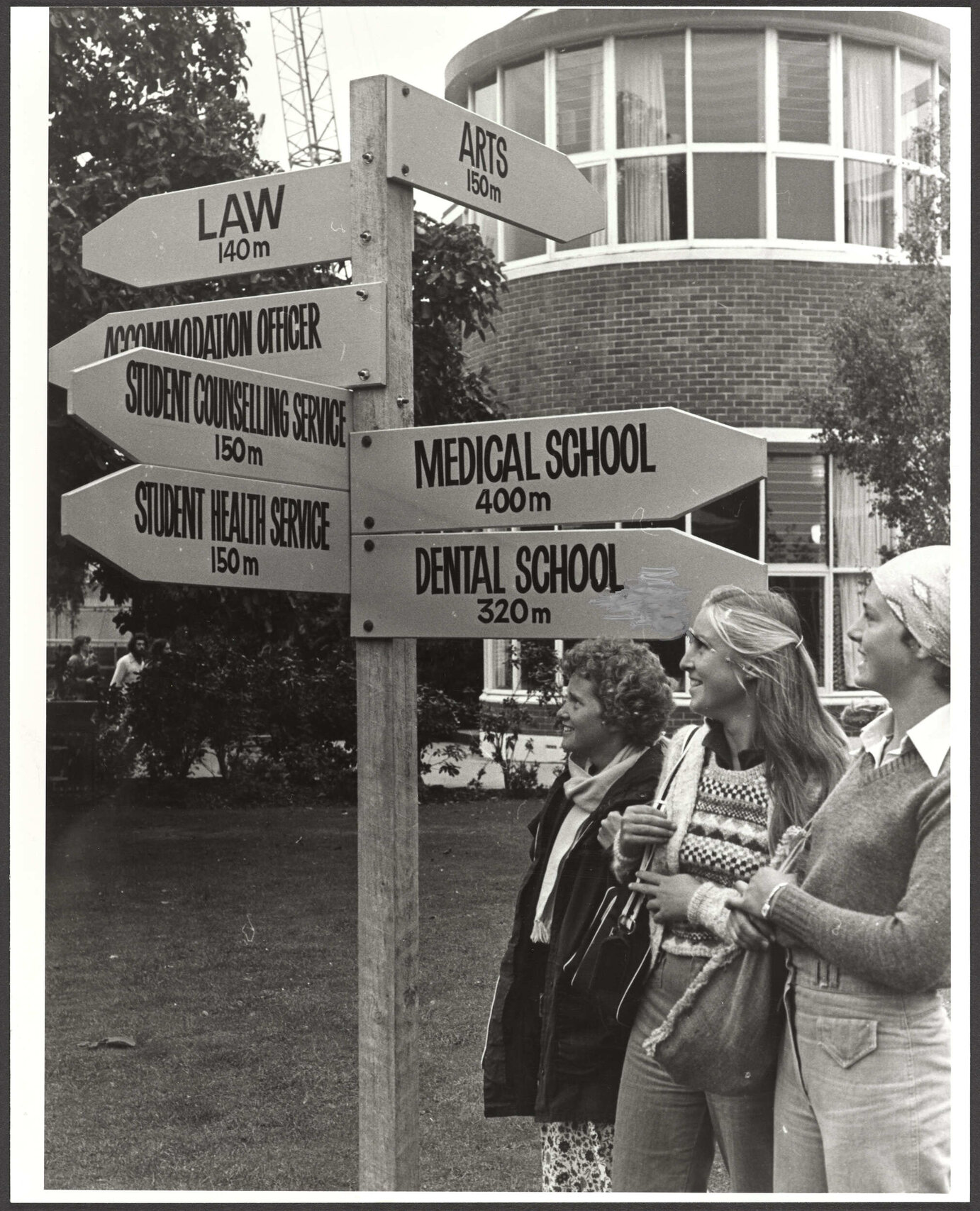 Students on campus, University of Otago