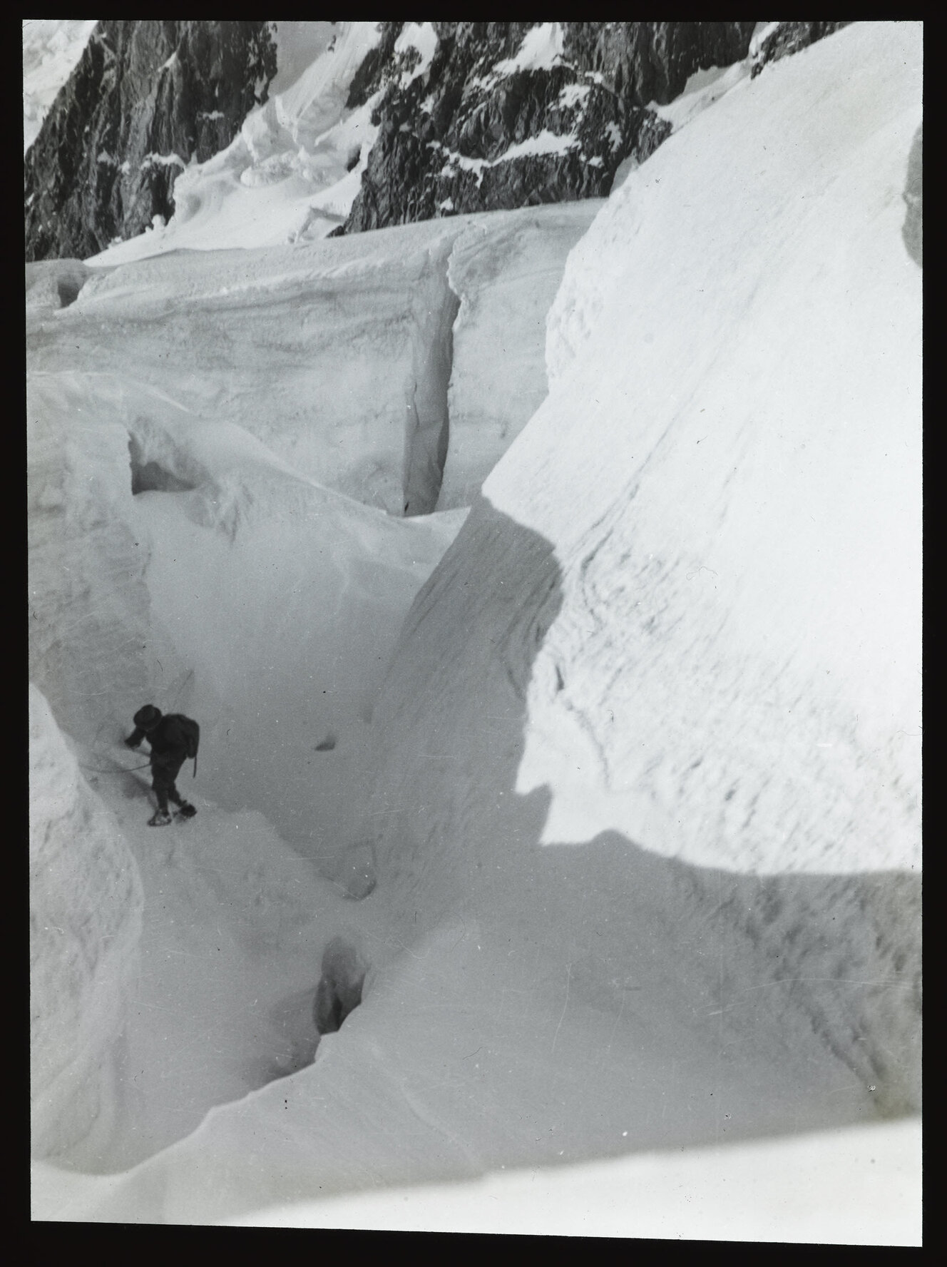 Crevasses, Linda Glacier