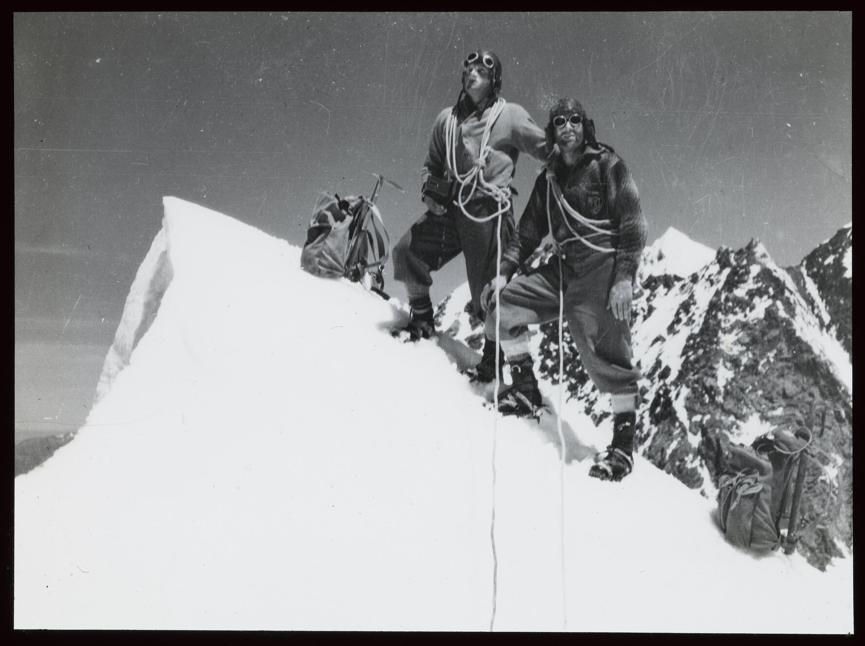 Bryant and Syme on way to Haidinger