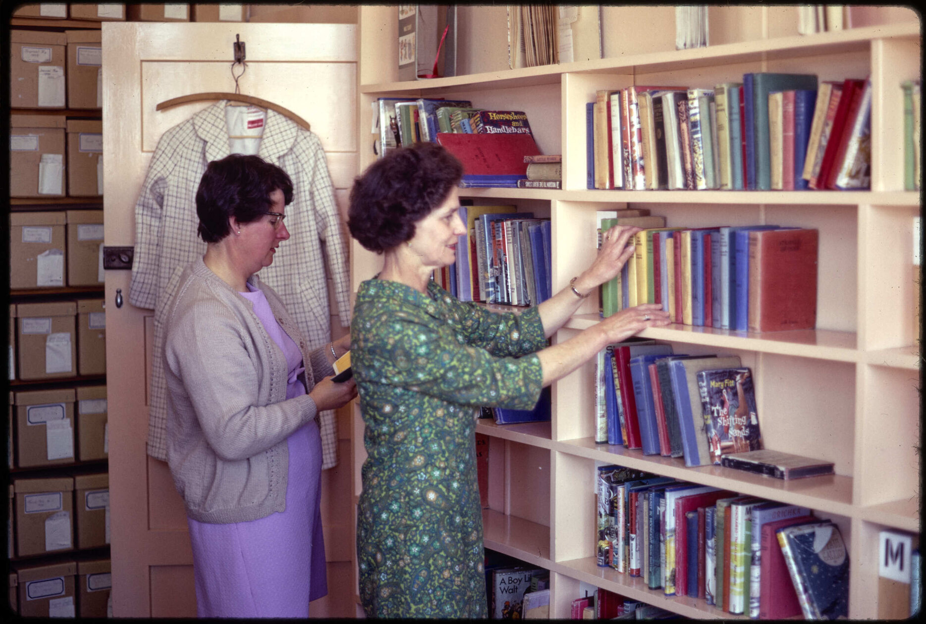 St Edmund's School library