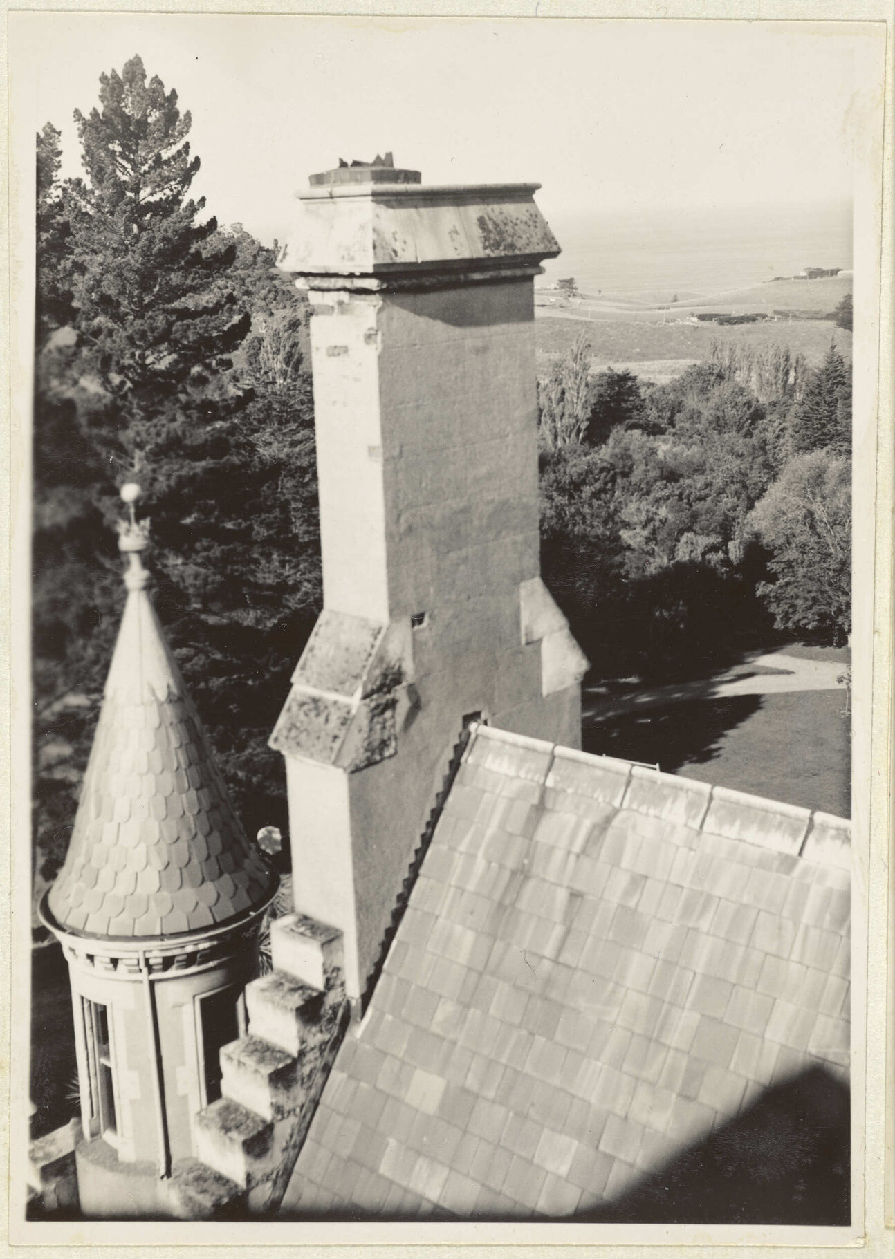 Chimney and turret, Seacliff Hospital