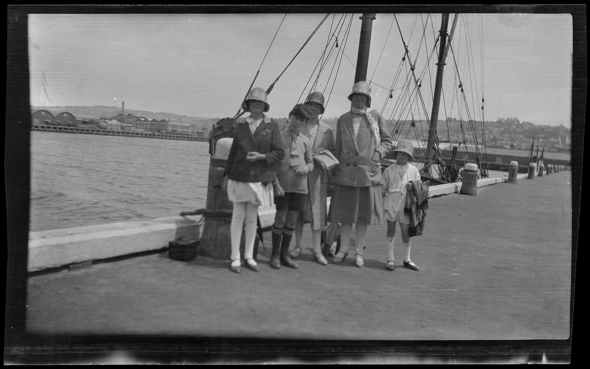 Family at Dunedin wharf