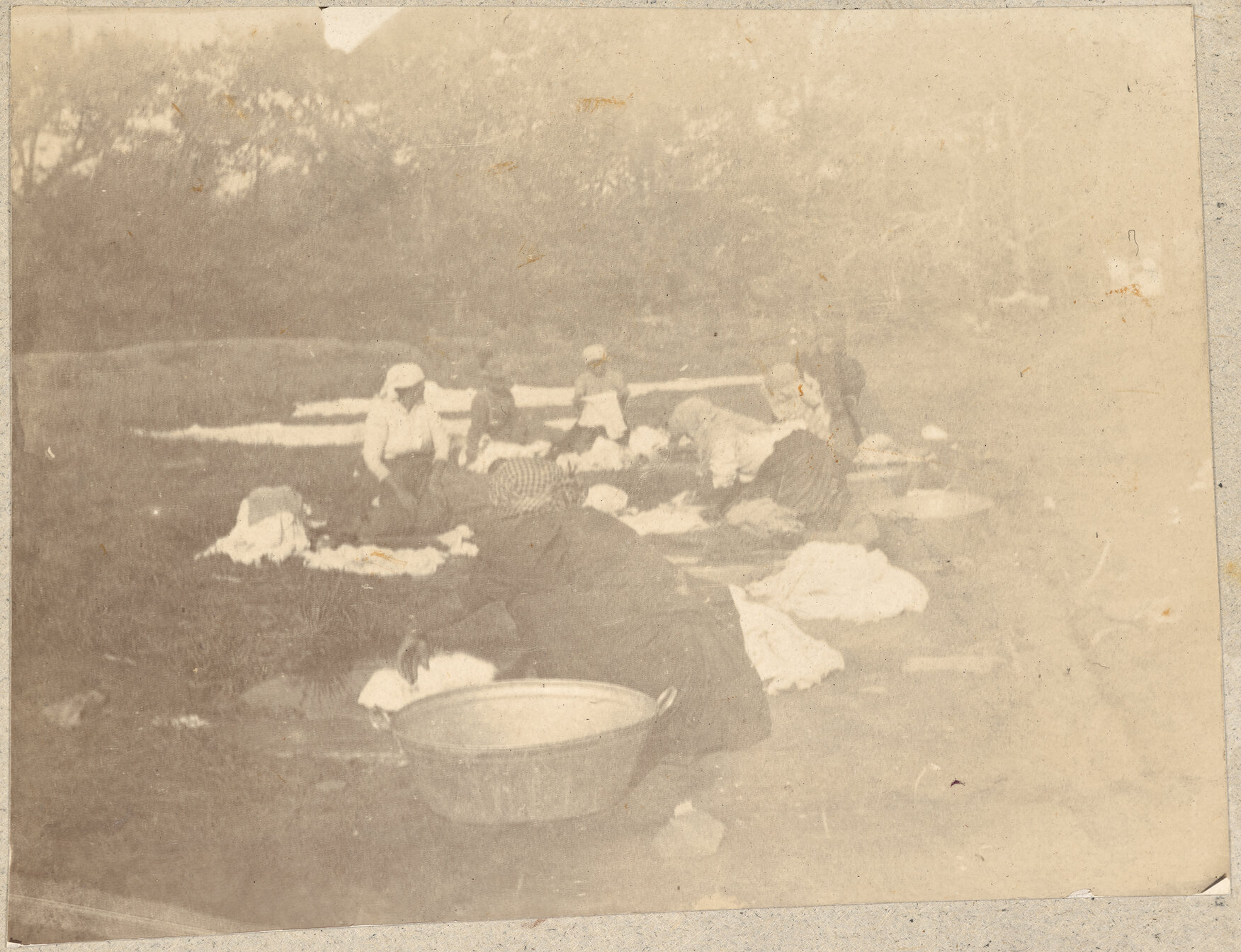 South Africans washing