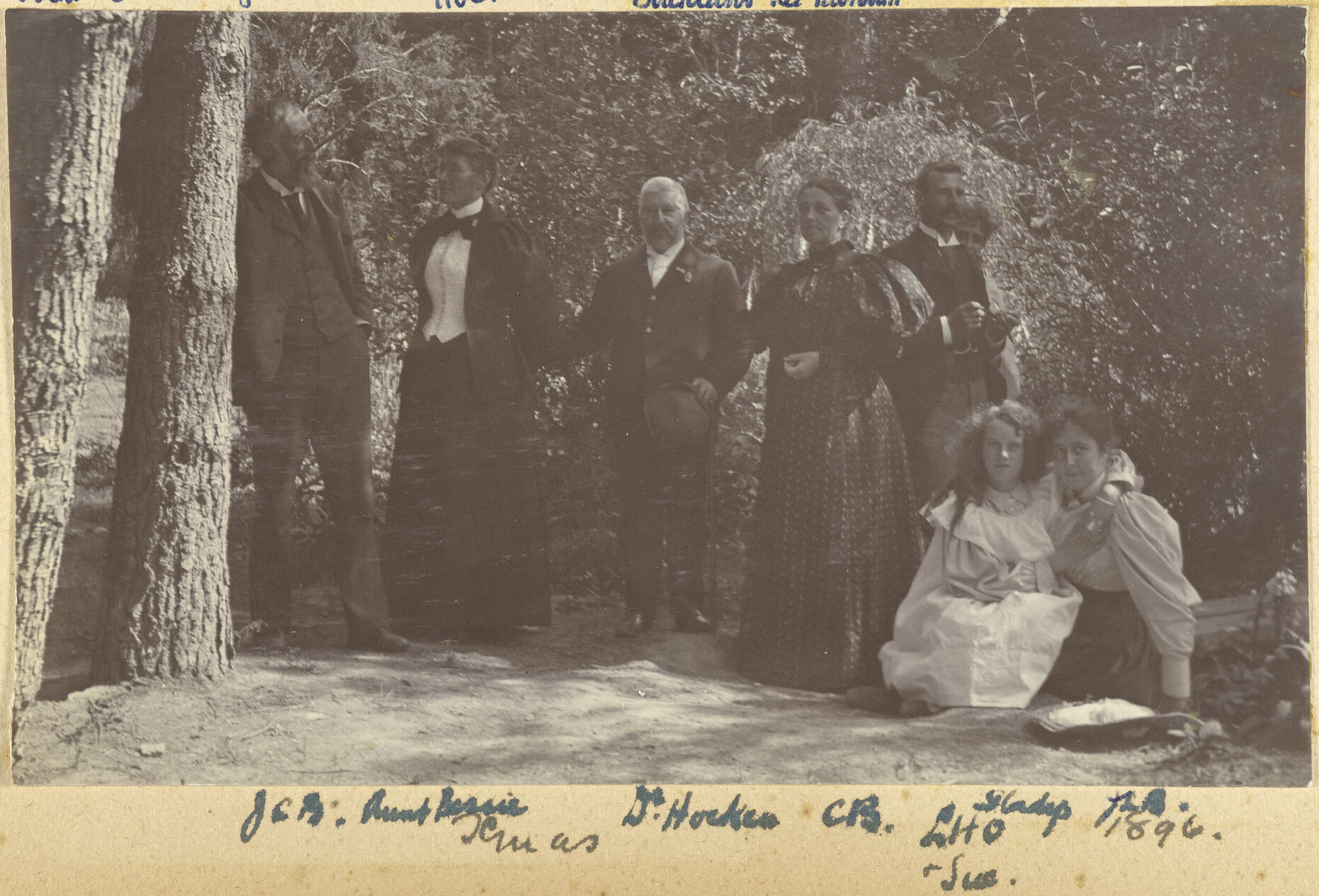 Members of the Hocken, Buckland and Orbell families