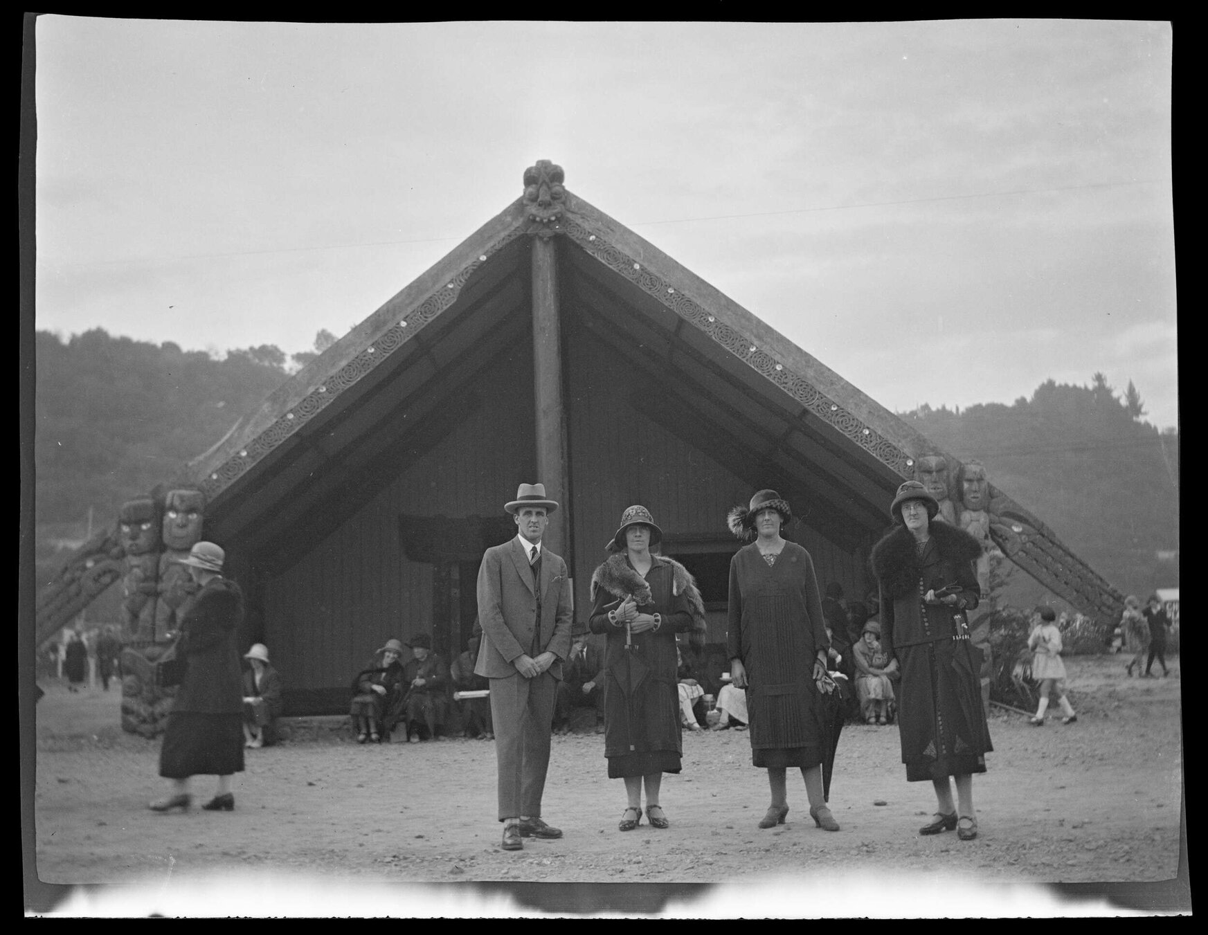 Mataatua, New Zealand and South Seas International Exhibition