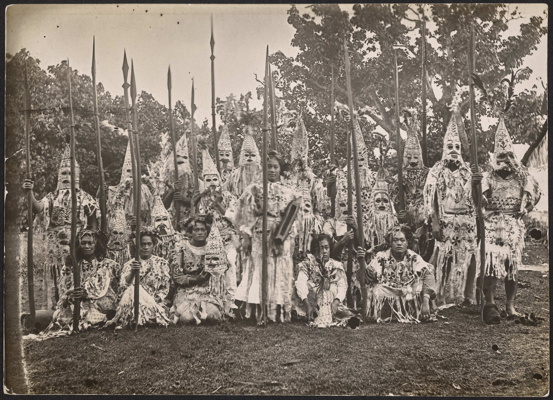 Some of the Mangaian dancers