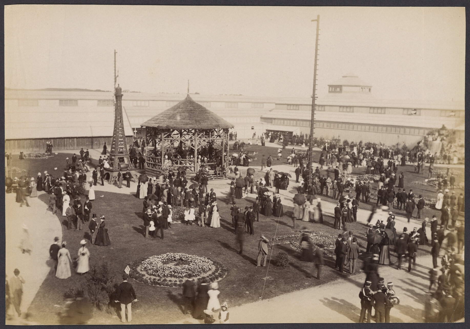 Courtyard, New Zealand and South Seas Exhibition
