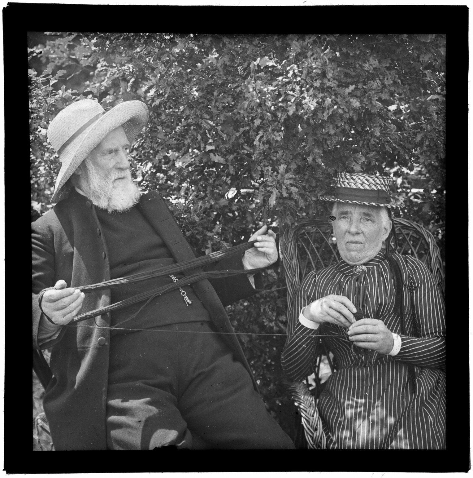 Older man and woman with yarn