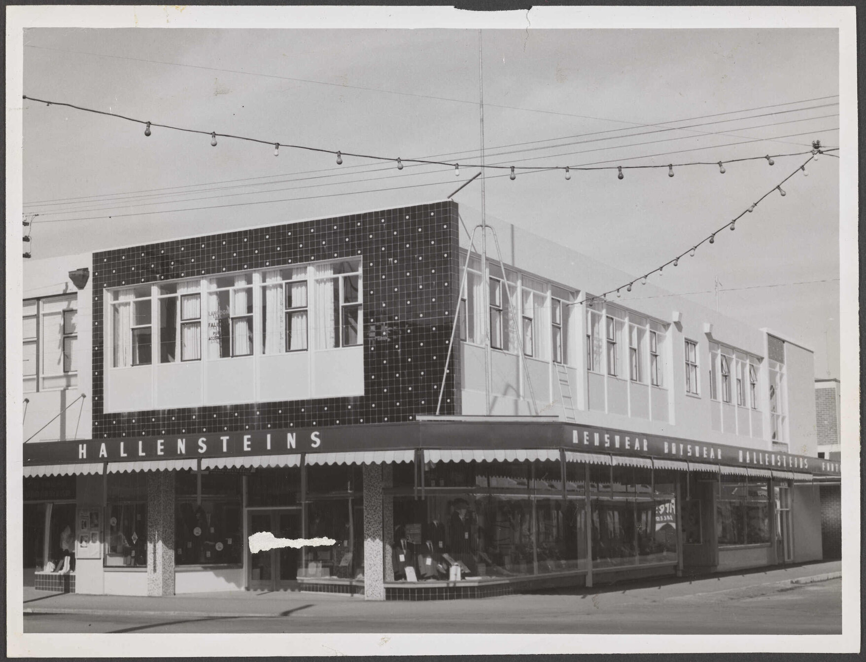 Hallensteins branch premises, Masterton