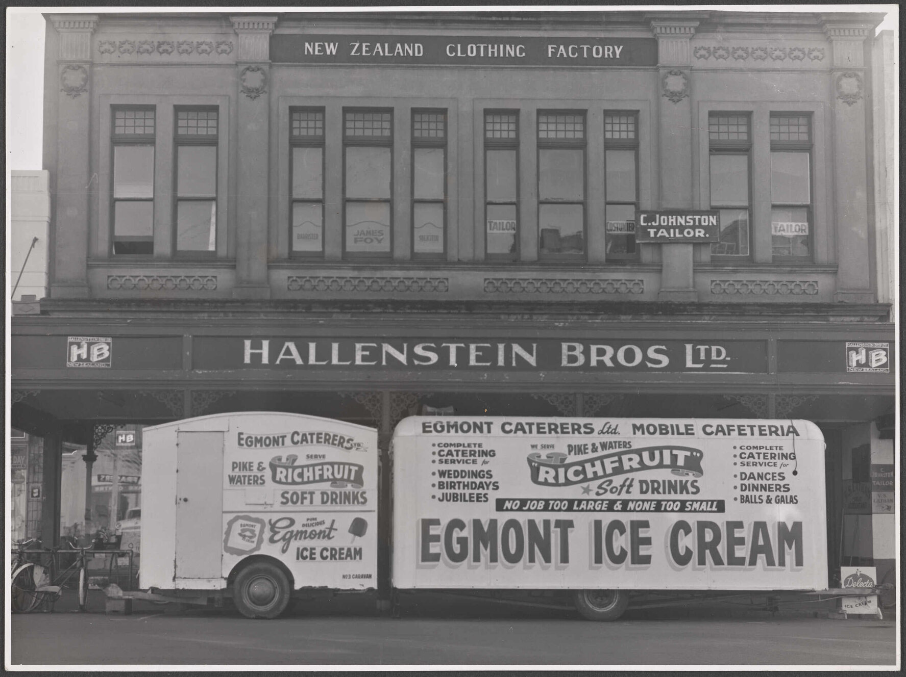 Hallenstein Brothers branch premises, Hāwera 