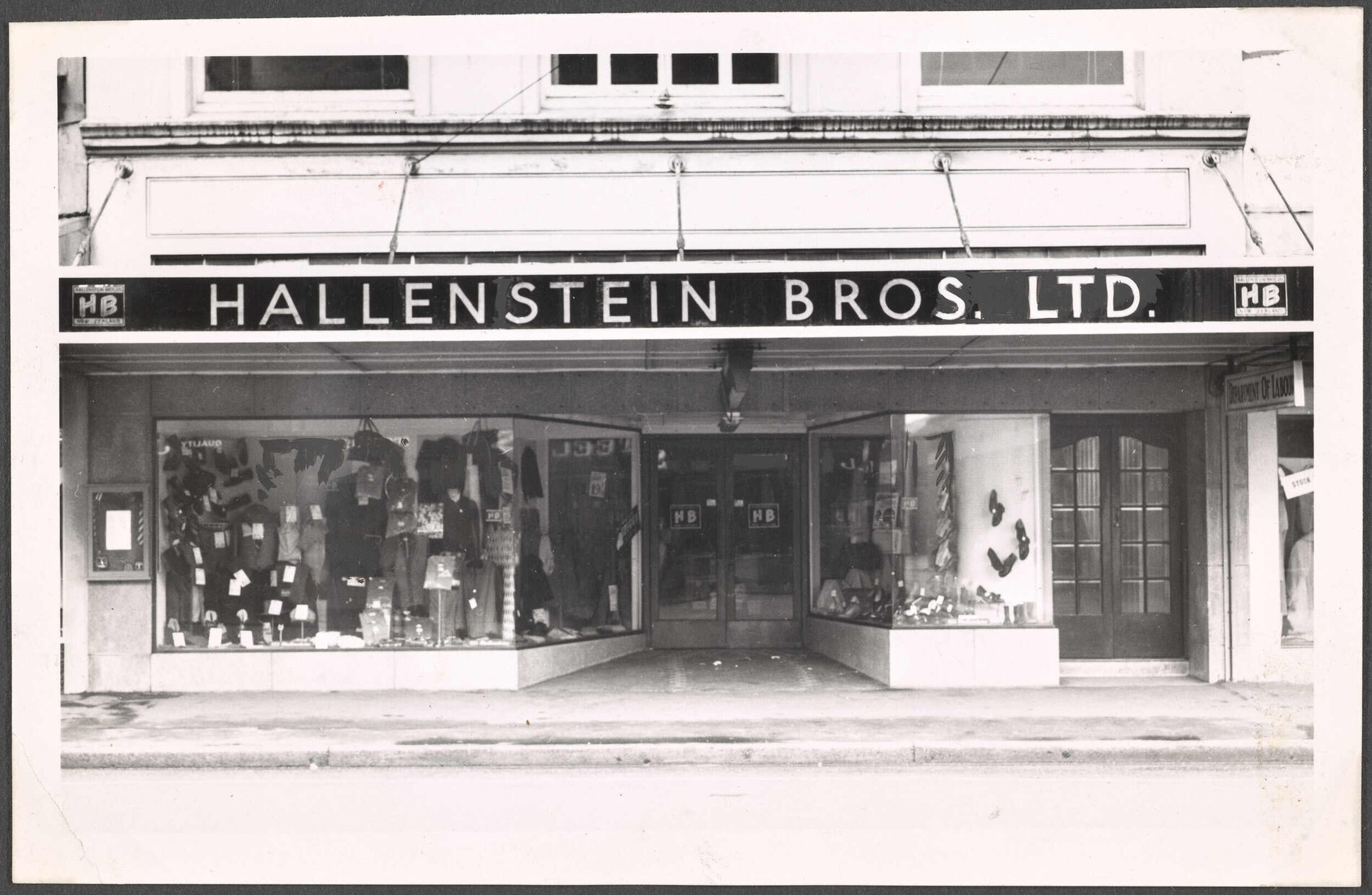 Hallensteins Brothers branch premises, Greymouth