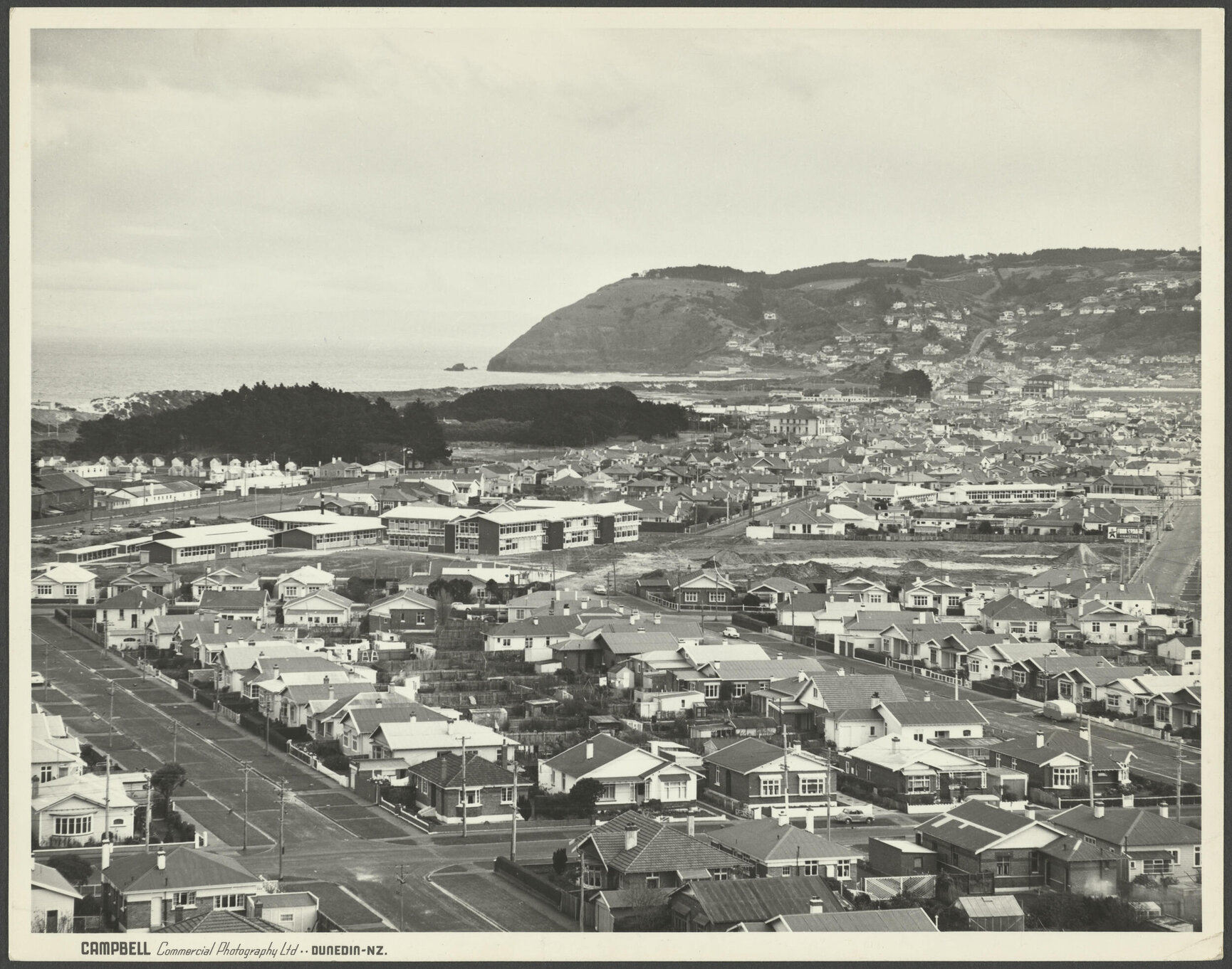 View over Tahuna Intermediate School from Musselburgh Rise 
