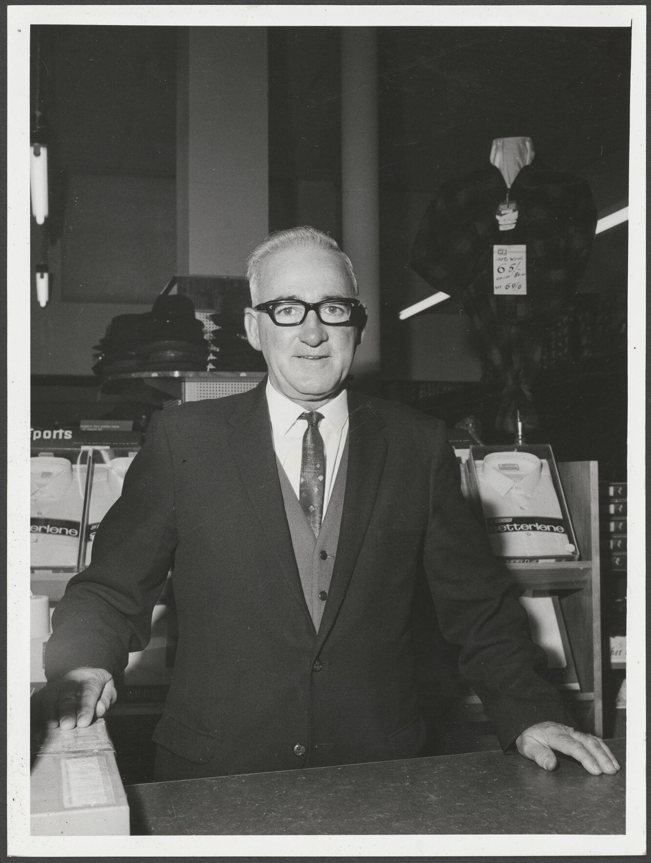 Herb Preston, manager at Hallensteins, Nelson Branch