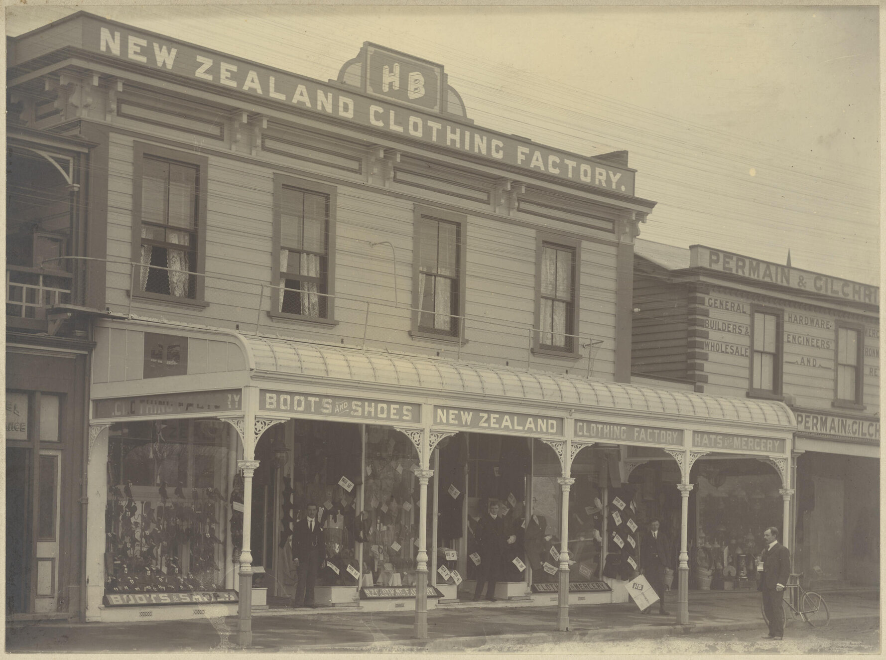 Hallenstein Brothers branch premises, Palmerston North