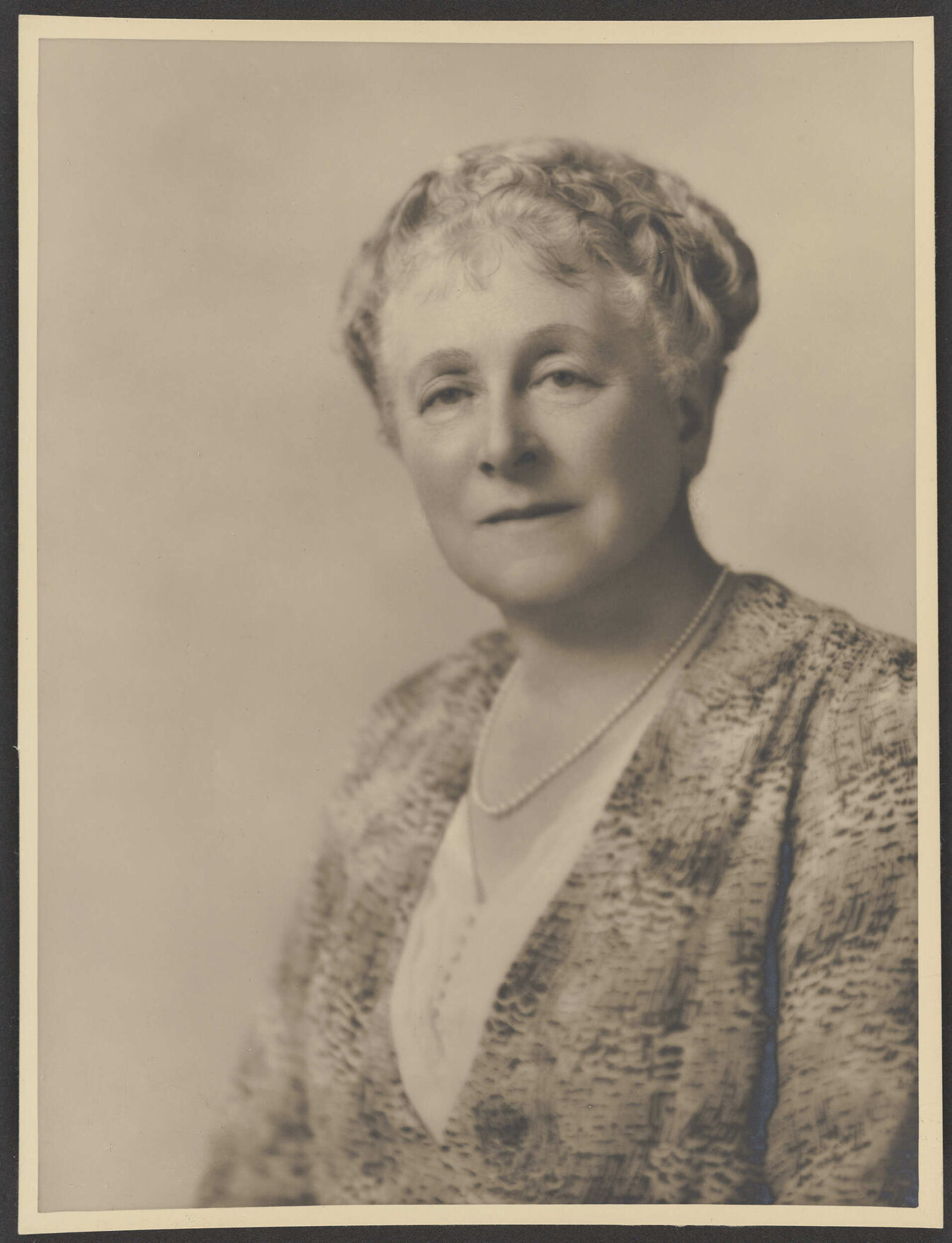 Lucy Hallenstein