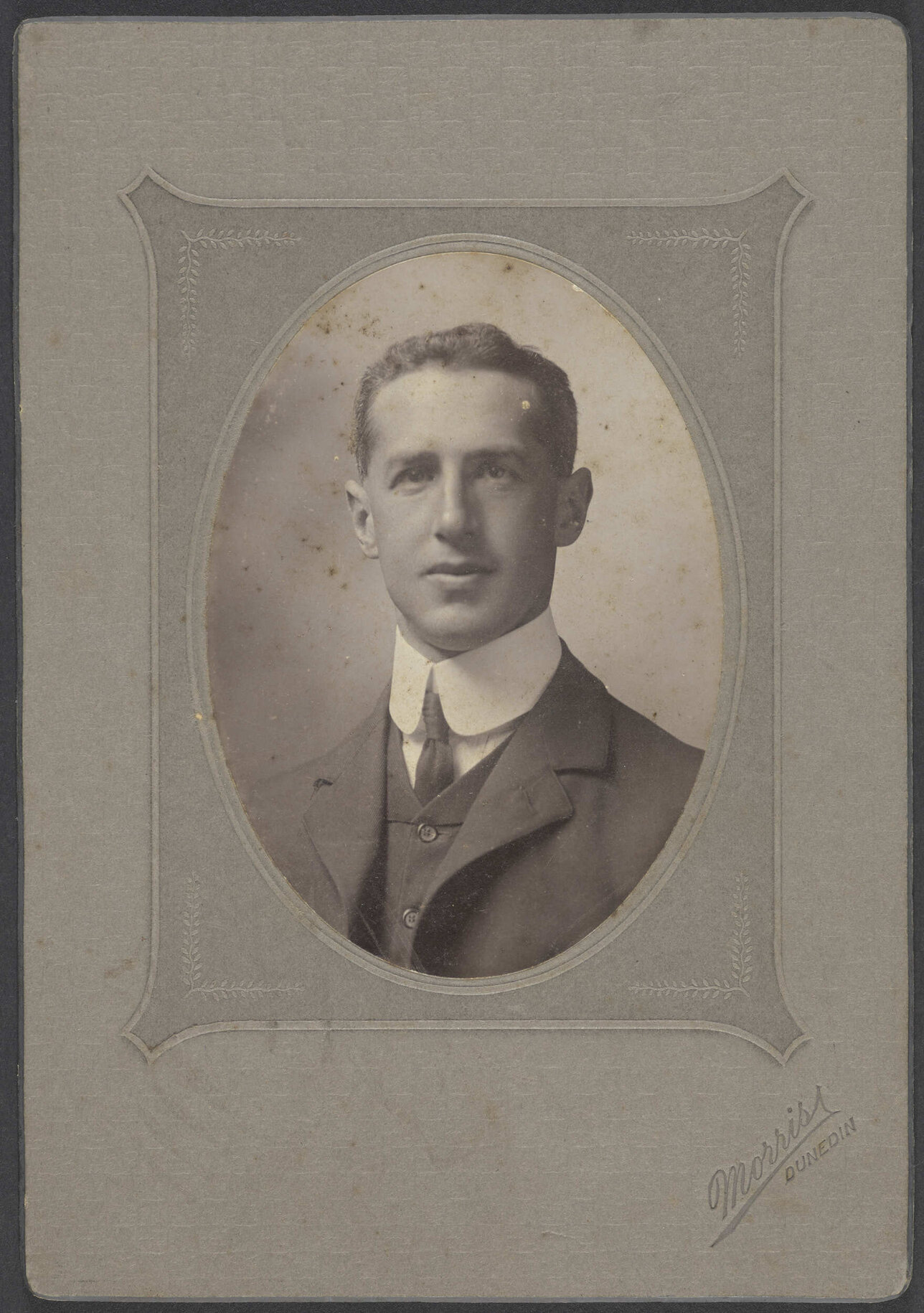 'Dear Reg, with brotherly greetings, Henry Brasch'
