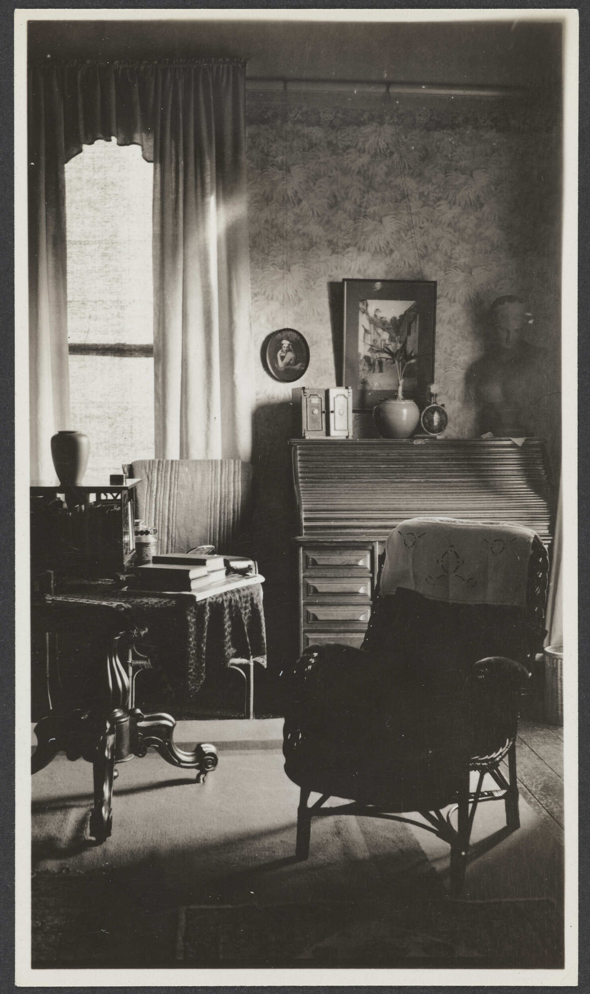 Interior, Bankton