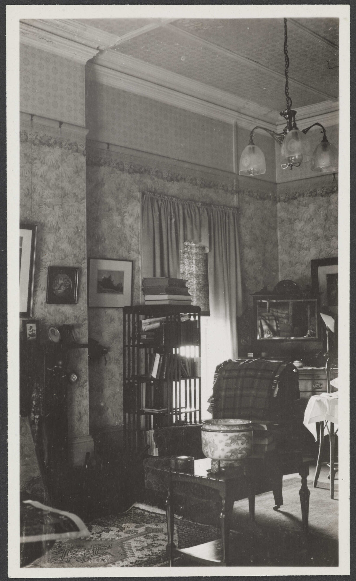 Sitting chair, Bankton