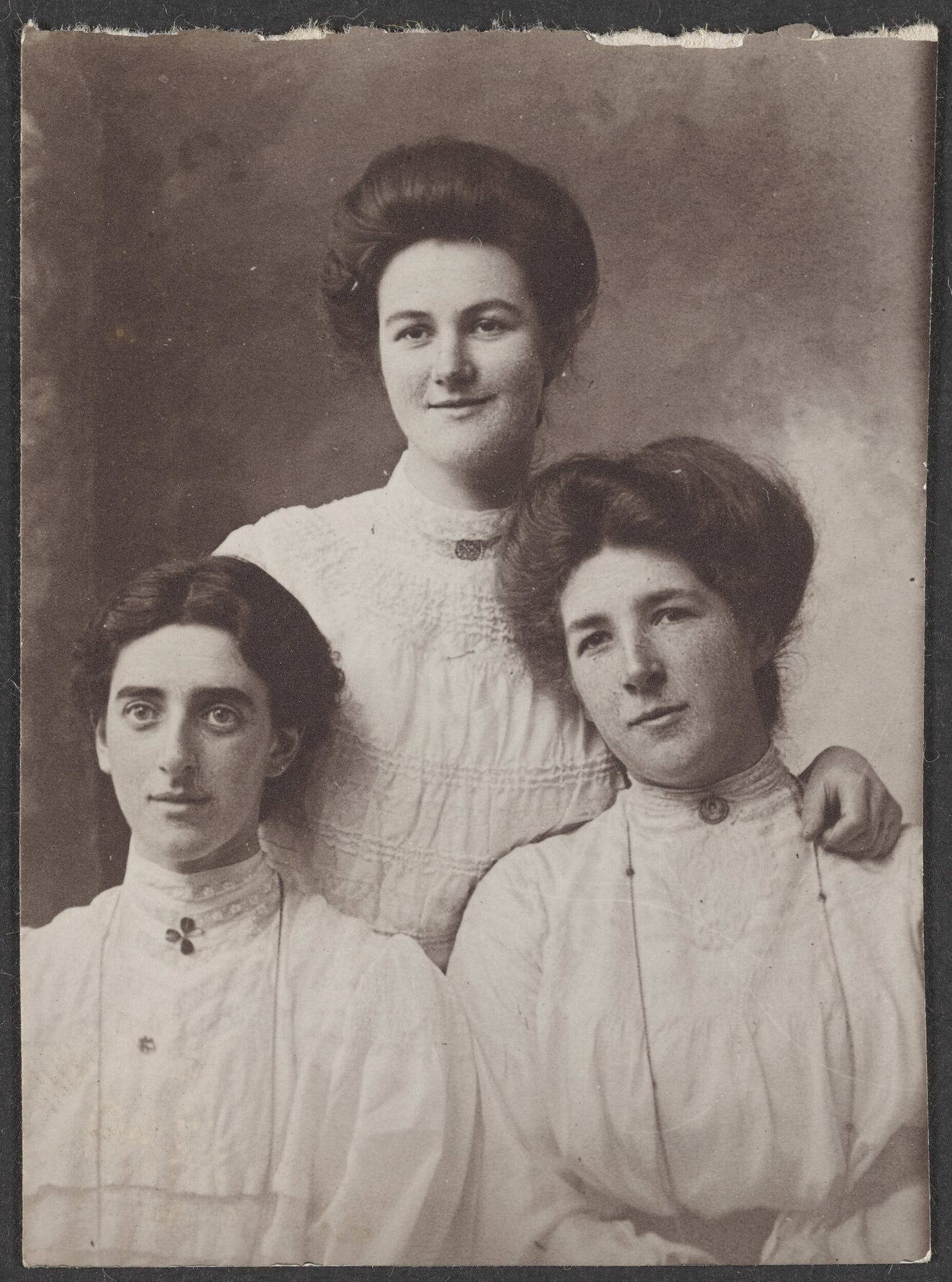 Bessie, Emily, Helene