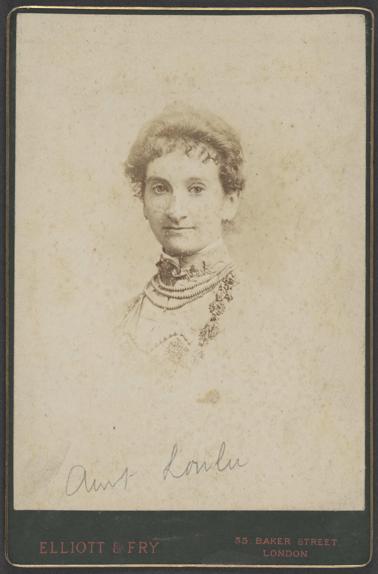 'Aunt Loulu'