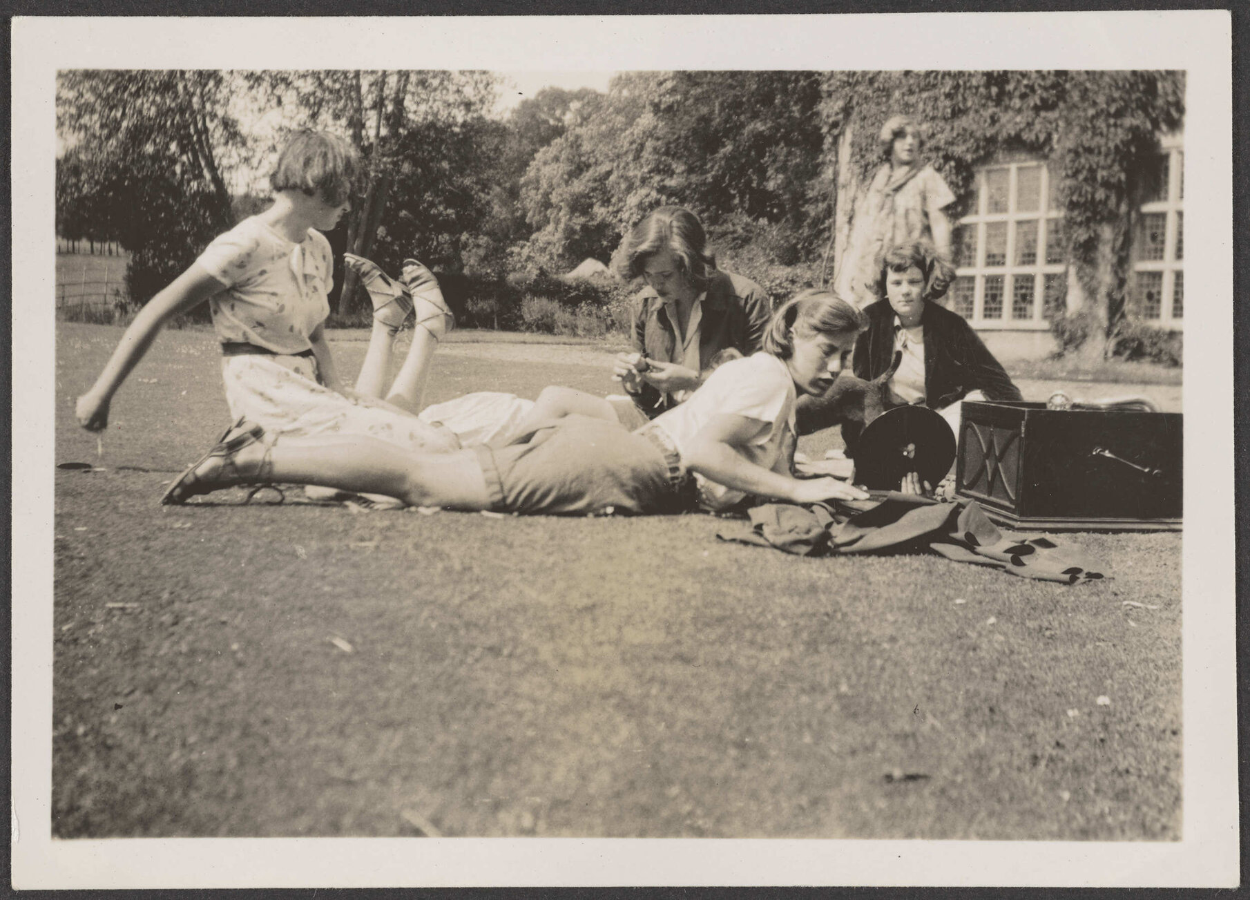 'The Abbey, June 1937. Ann, Hazel's legs, Lettsie, Mary, Kathleen Dunne, Barbara'