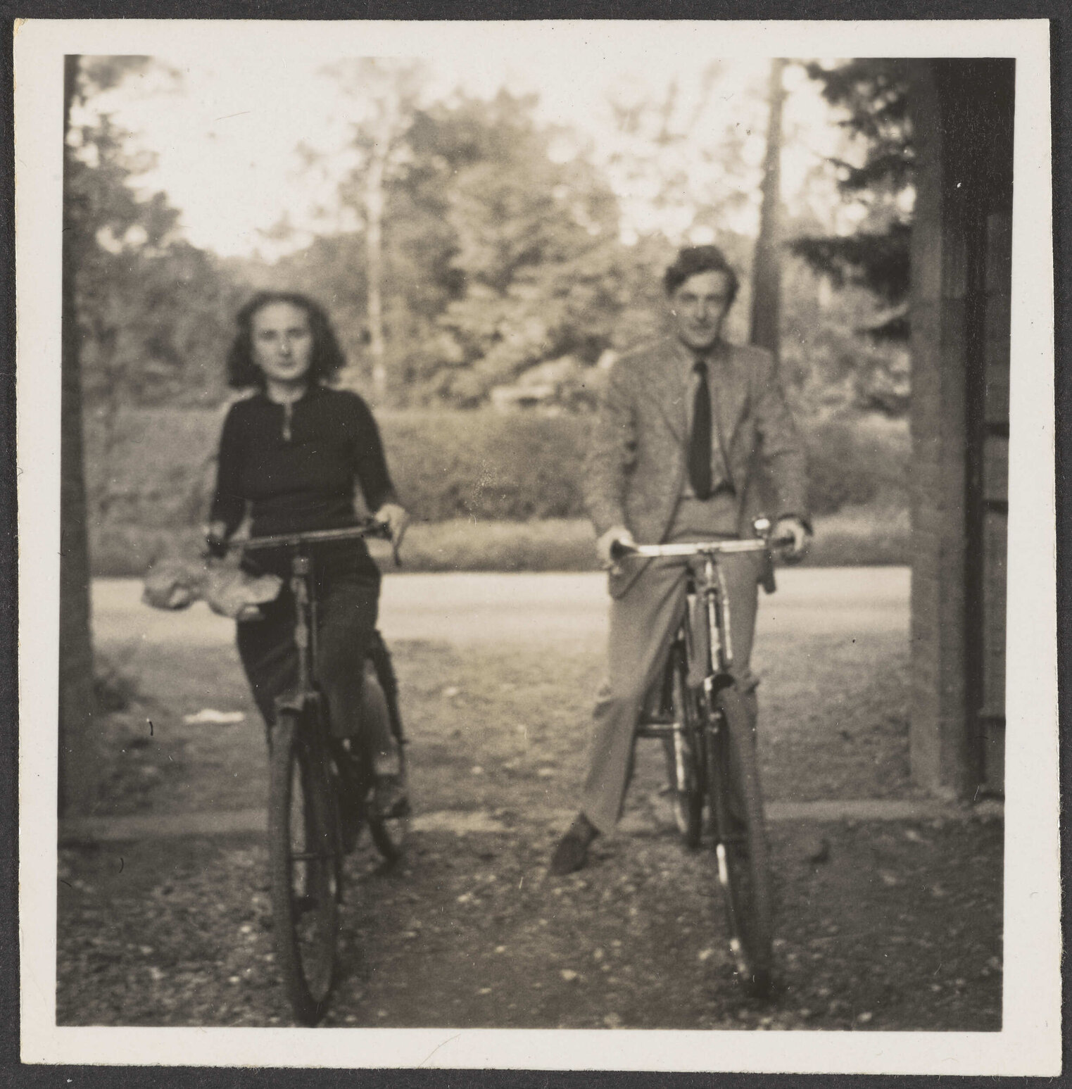 Sybil and Roger - Missenden