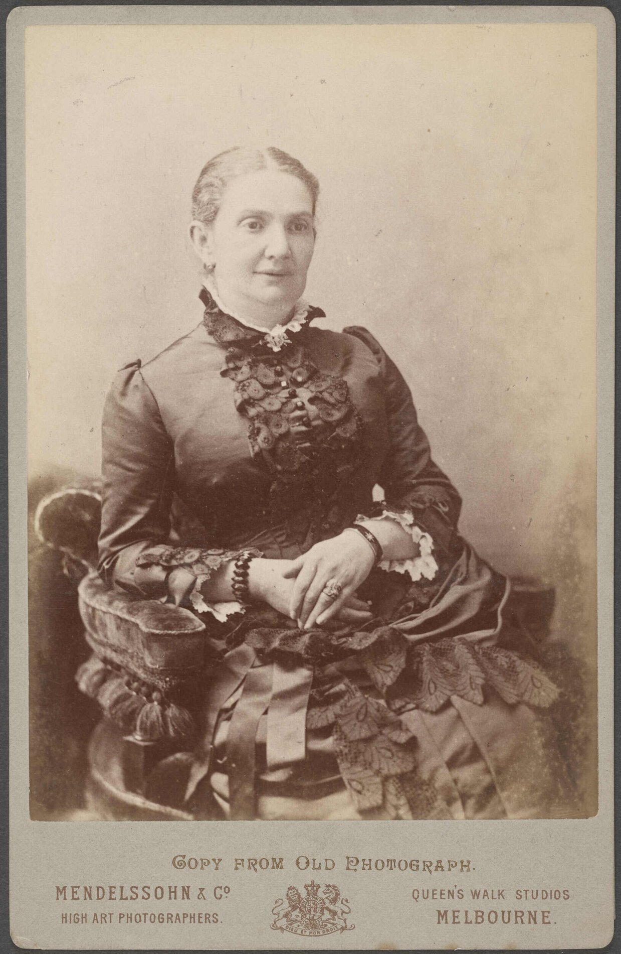 'Lina, wife of Isaac Hallenstein nee Lowenstein'