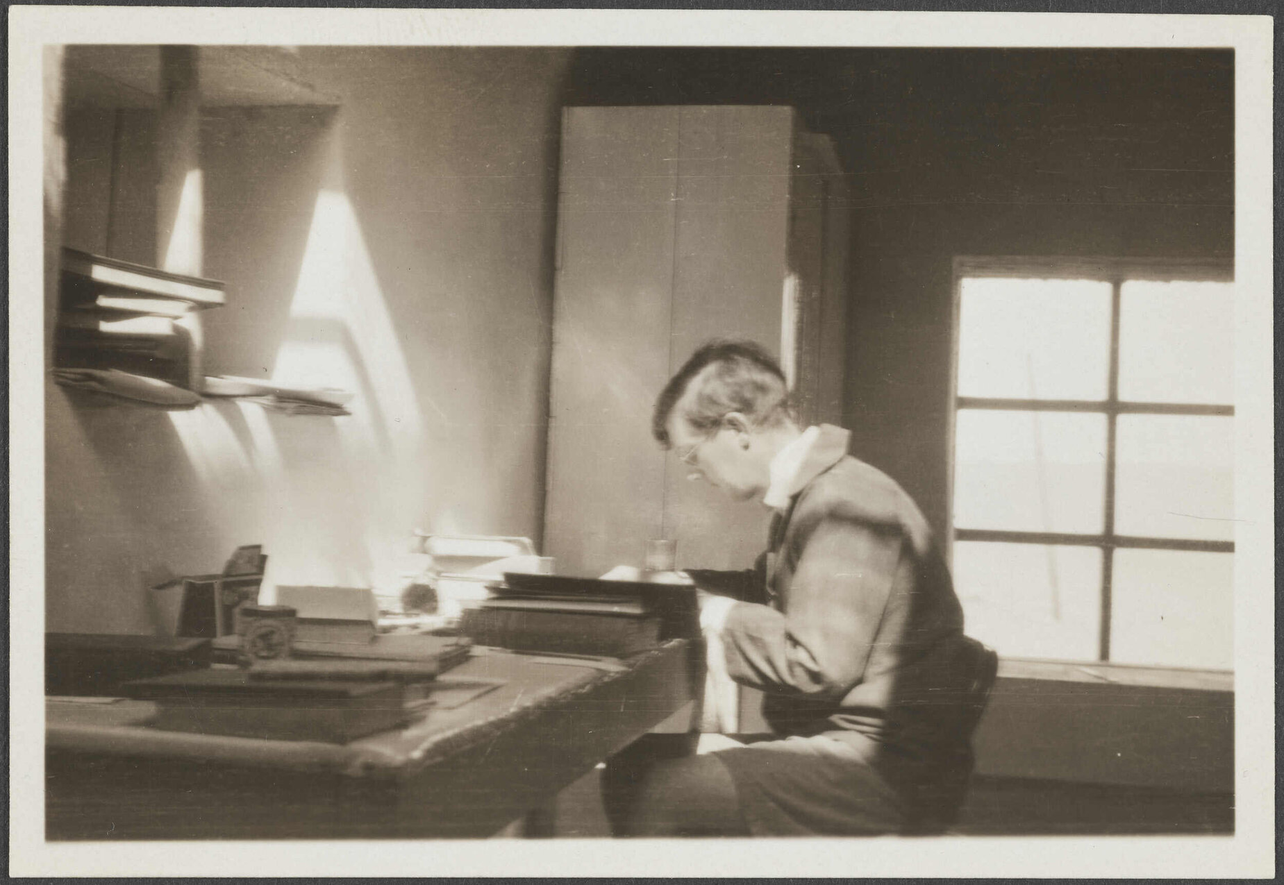 Colin Roberts - Kom Aushim