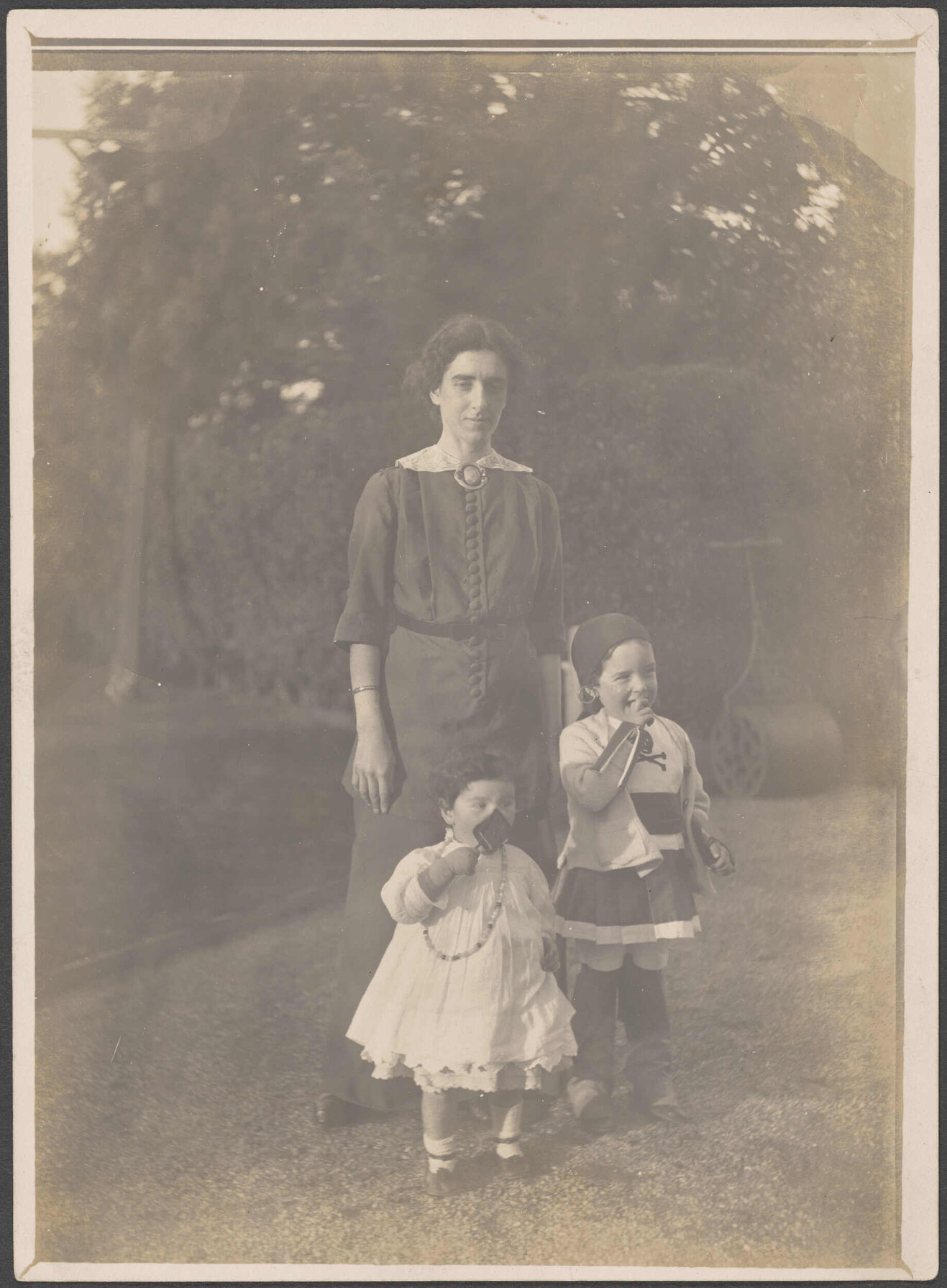 Helene, Charles and Lesley Brasch