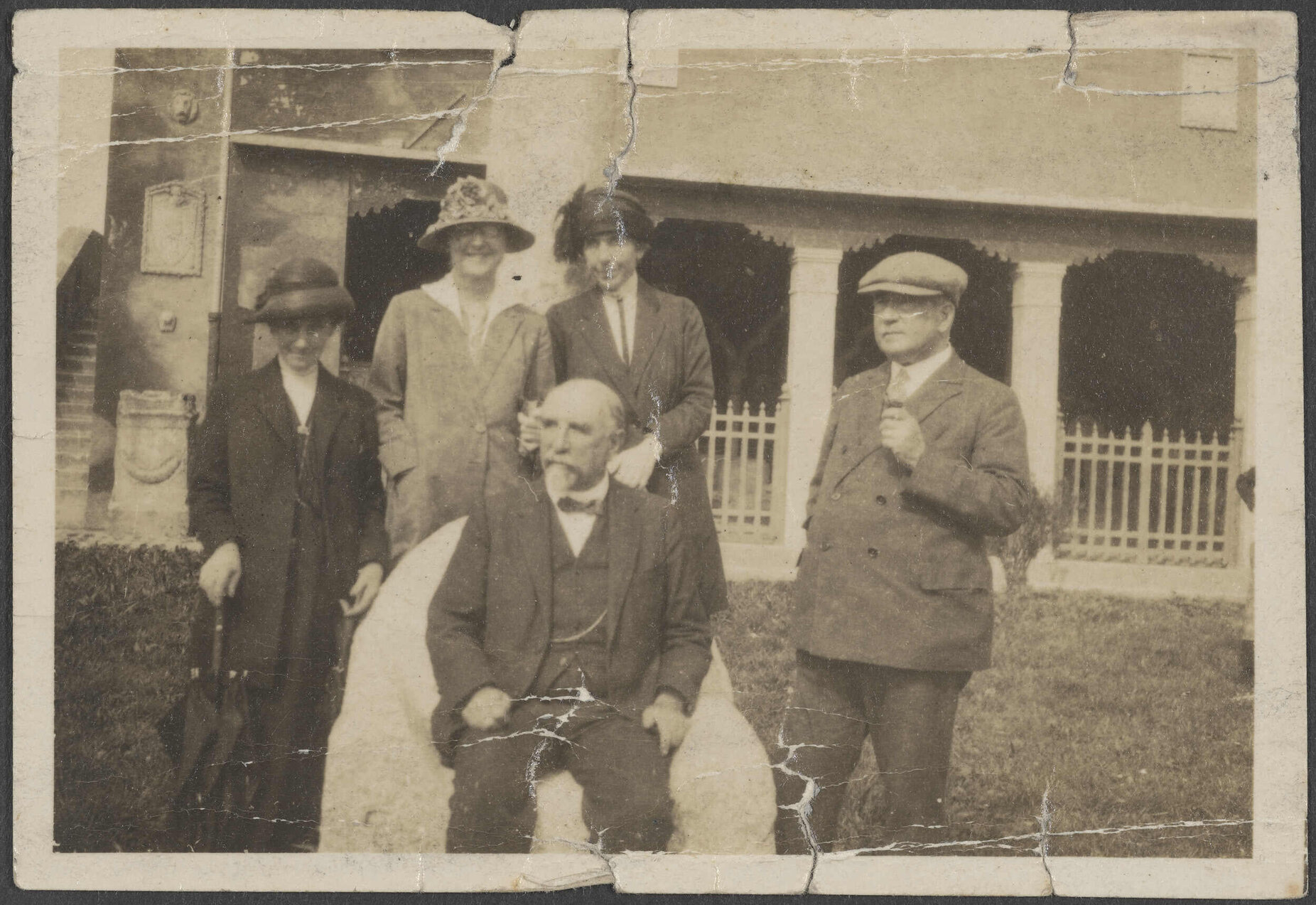 Willi Fels and four unidentified people 