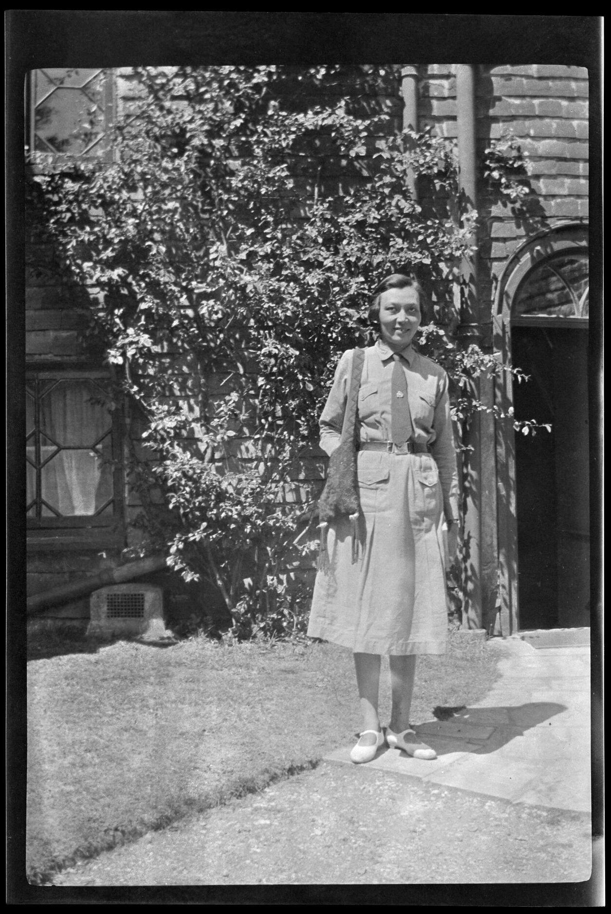 Young woman in Girl Guide uniform