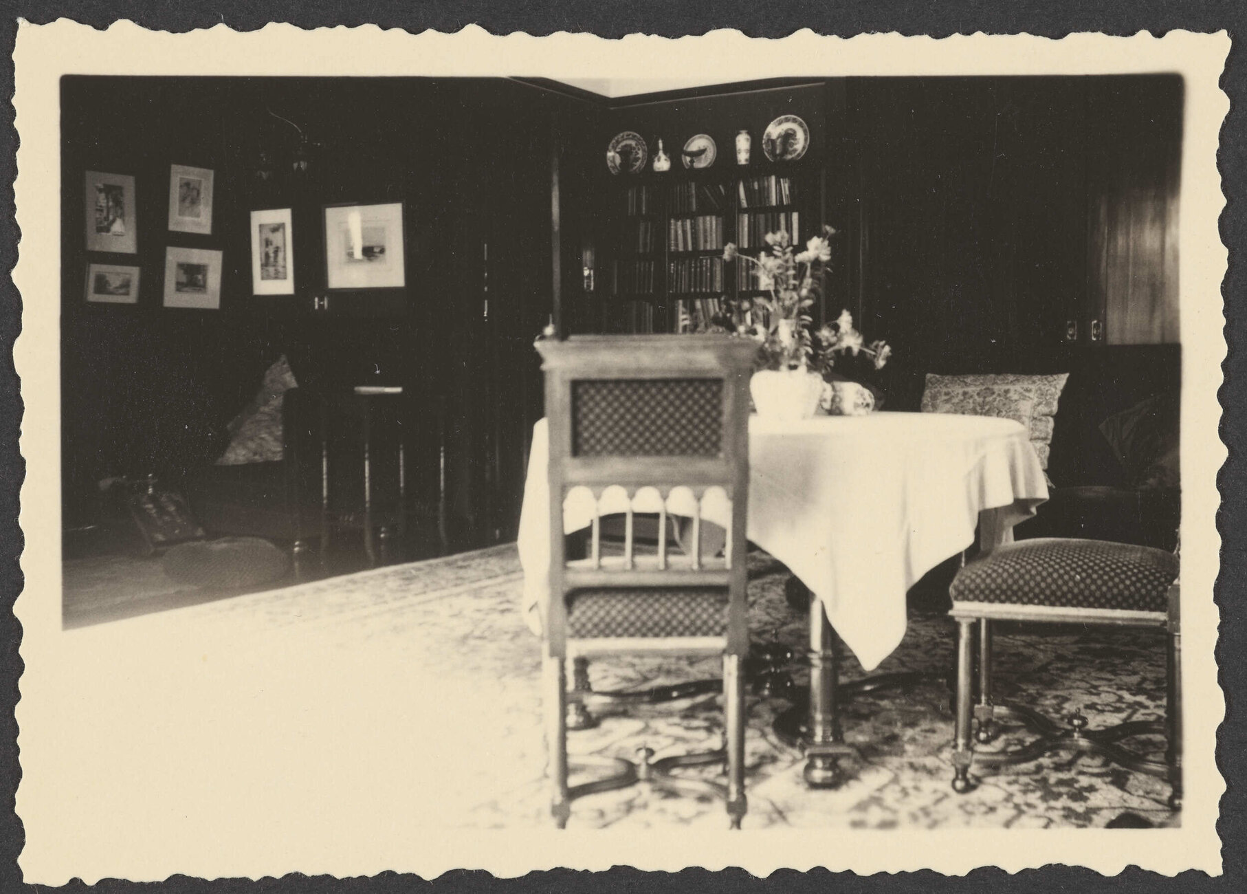 Sitting room at Manono