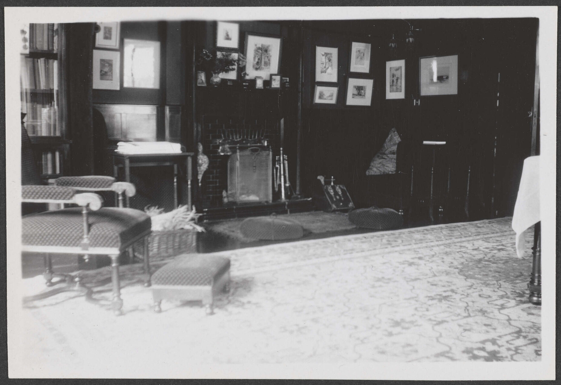 Living room at Manono